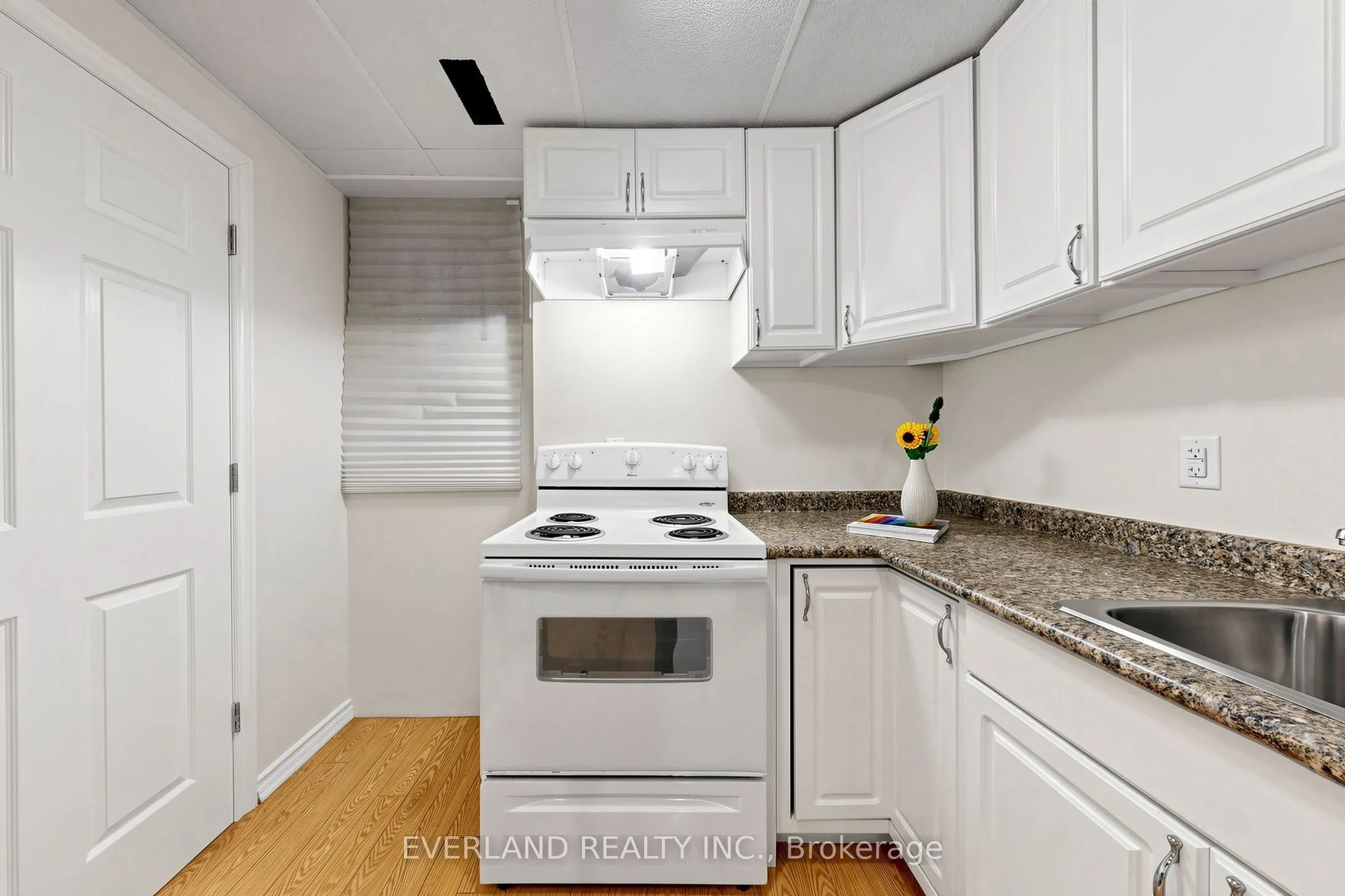 38 Six Nations Avenue
