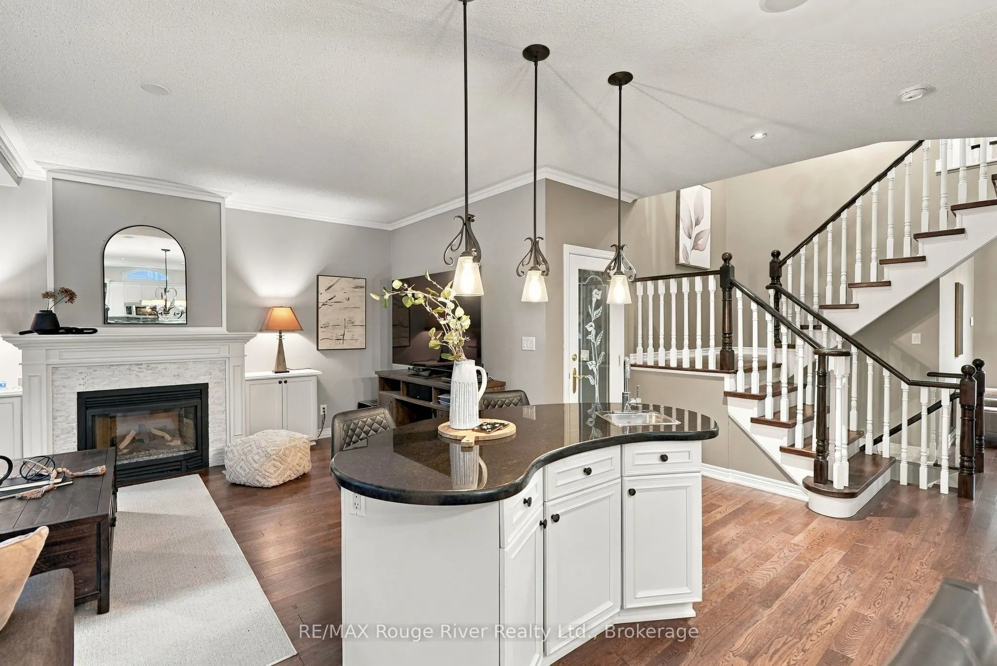 264 Ryerson Crescent