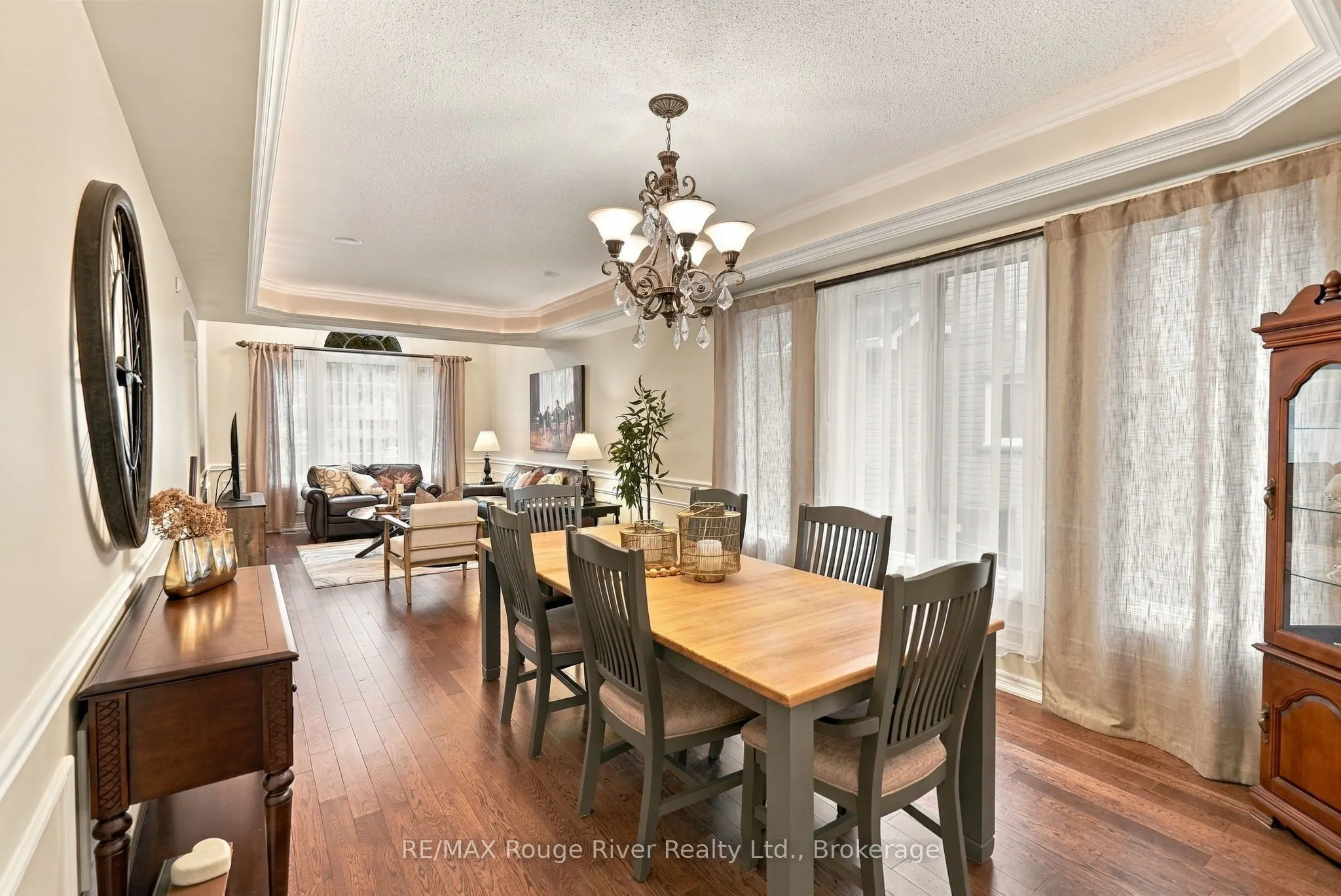 264 Ryerson Crescent