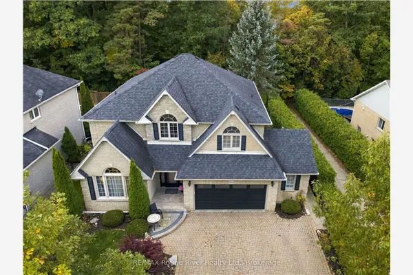 264 Ryerson Crescent