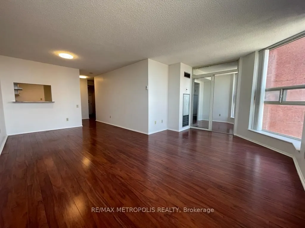 2460 Eglinton Avenue E #1412