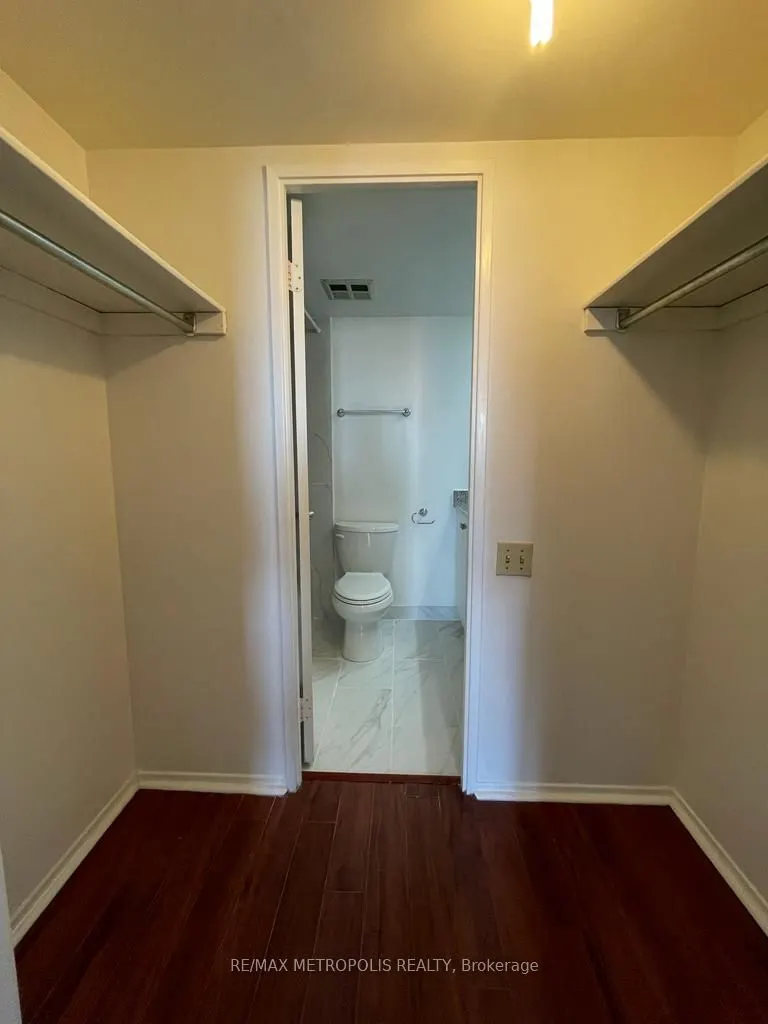 2460 Eglinton Avenue E #1412