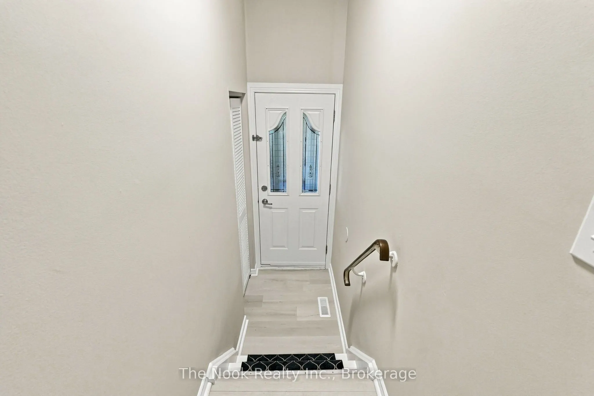 456 Harcourt Drive