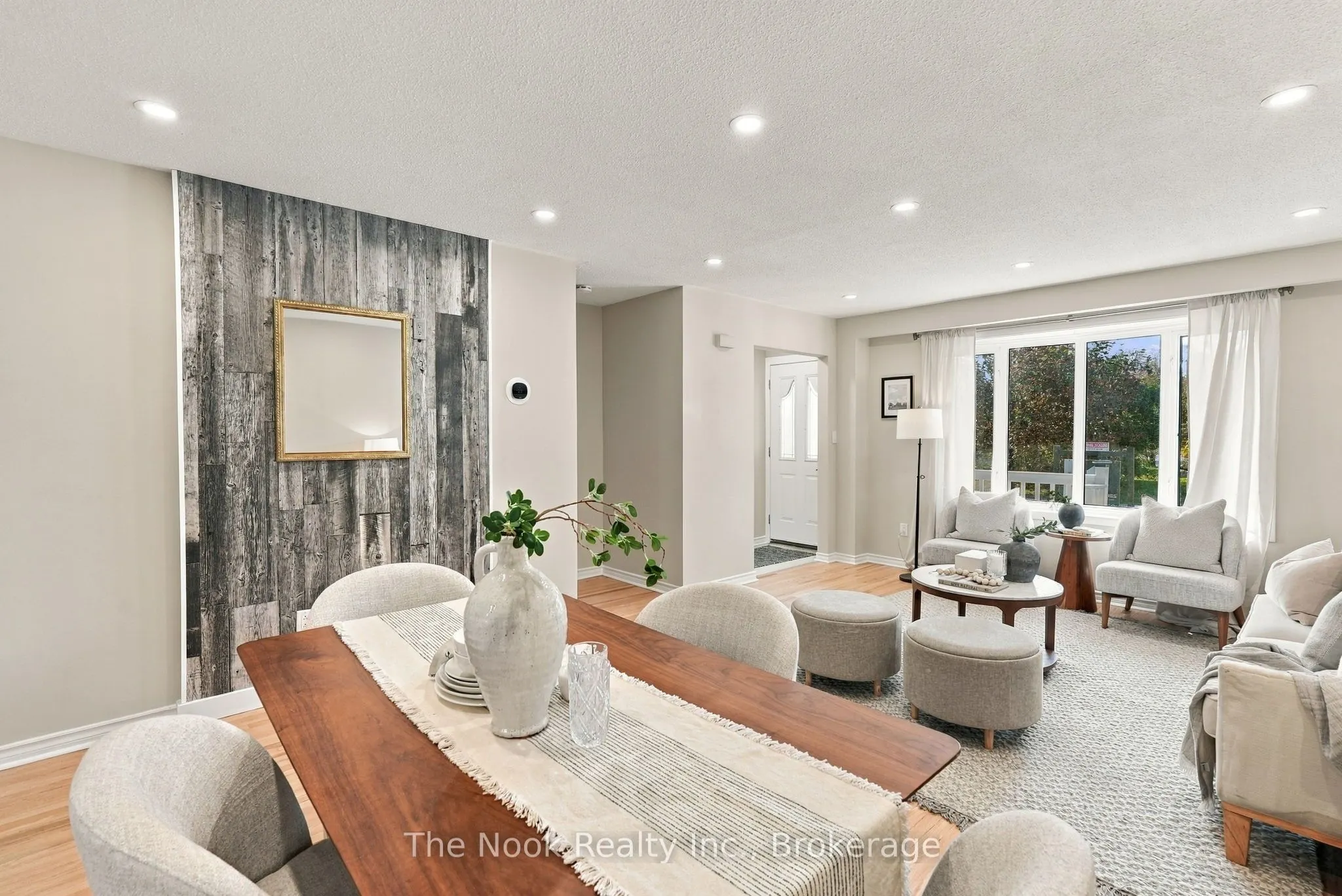 456 Harcourt Drive