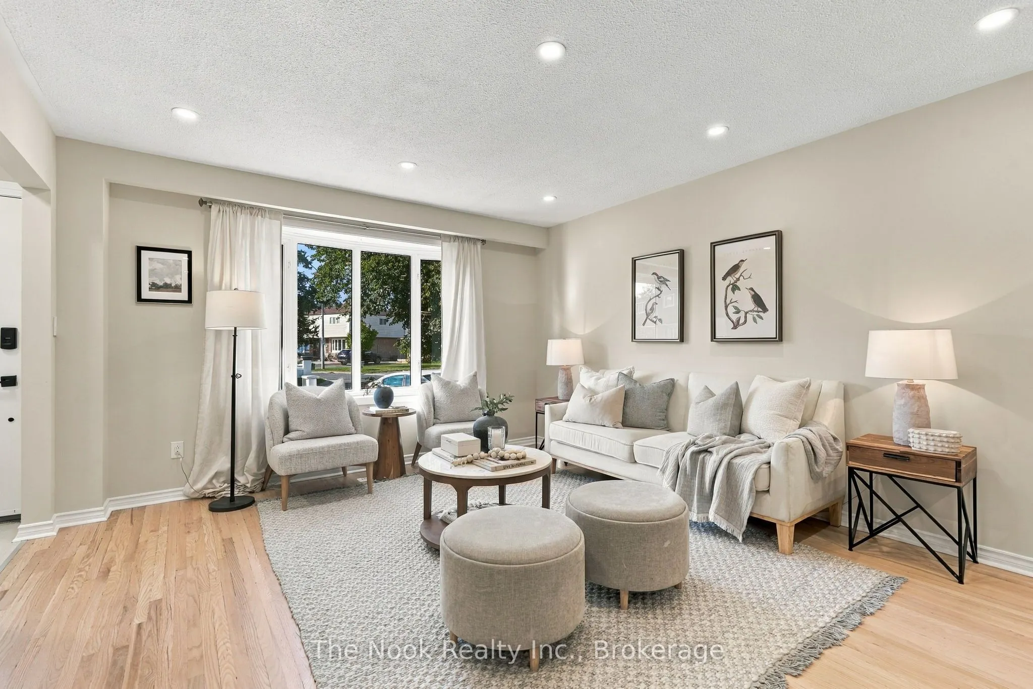 456 Harcourt Drive