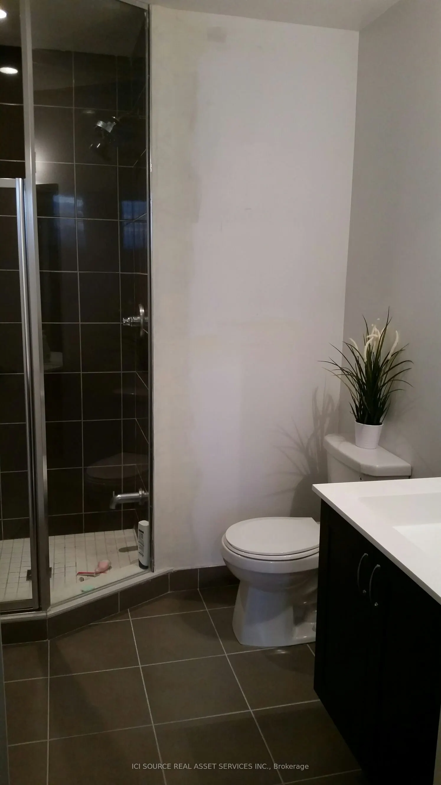 3560 St. Clair Avenue E #423
