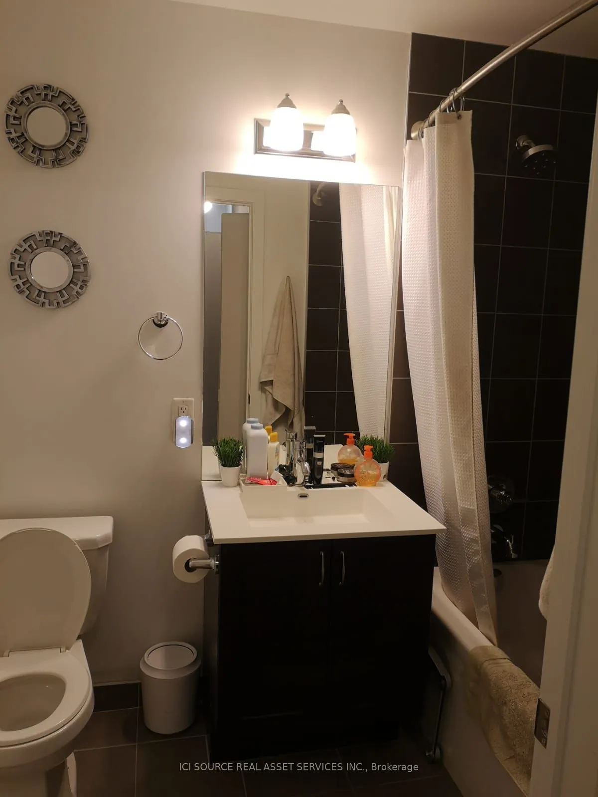 3560 St. Clair Avenue E #423