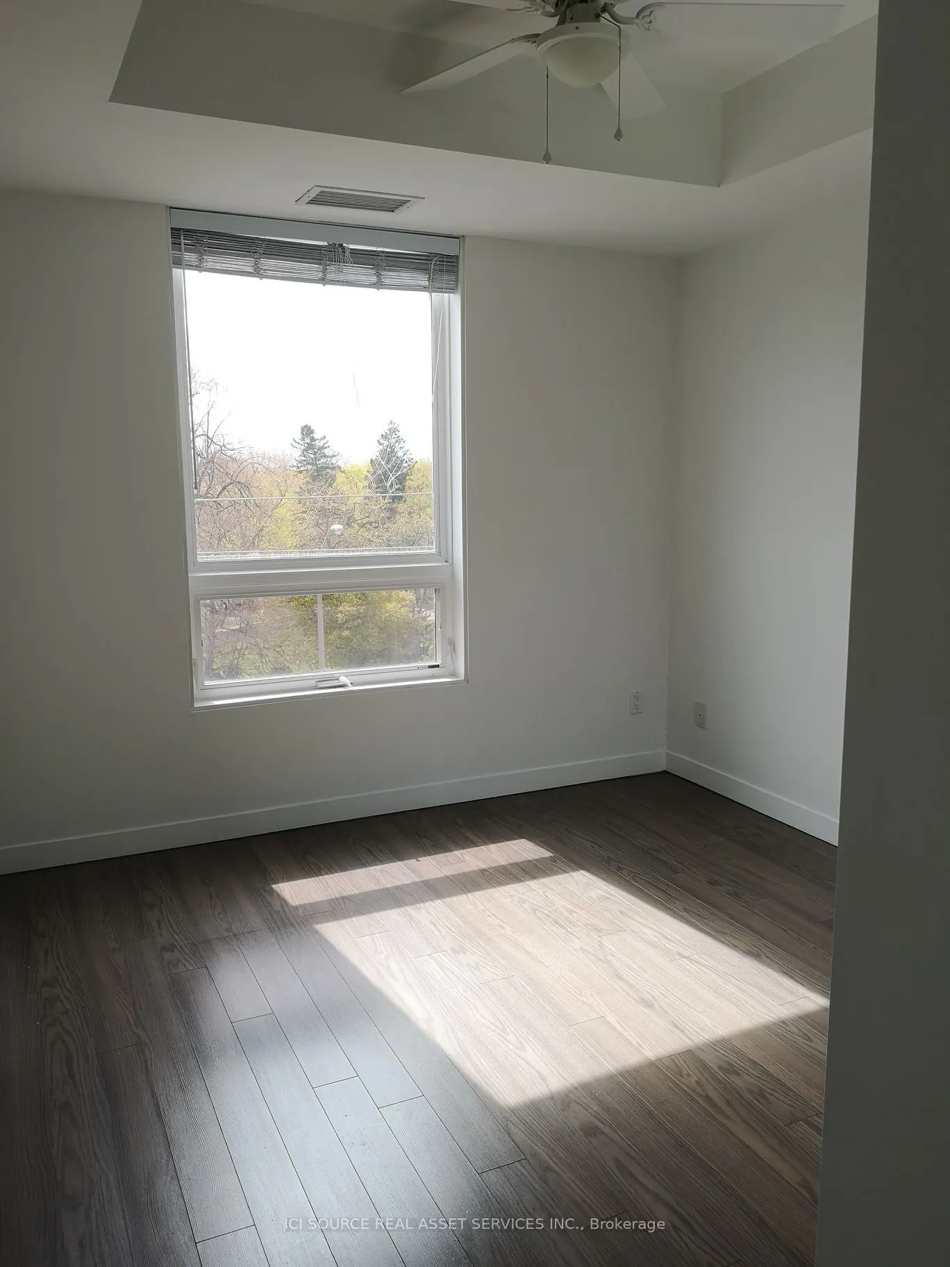 3560 St. Clair Avenue E #423