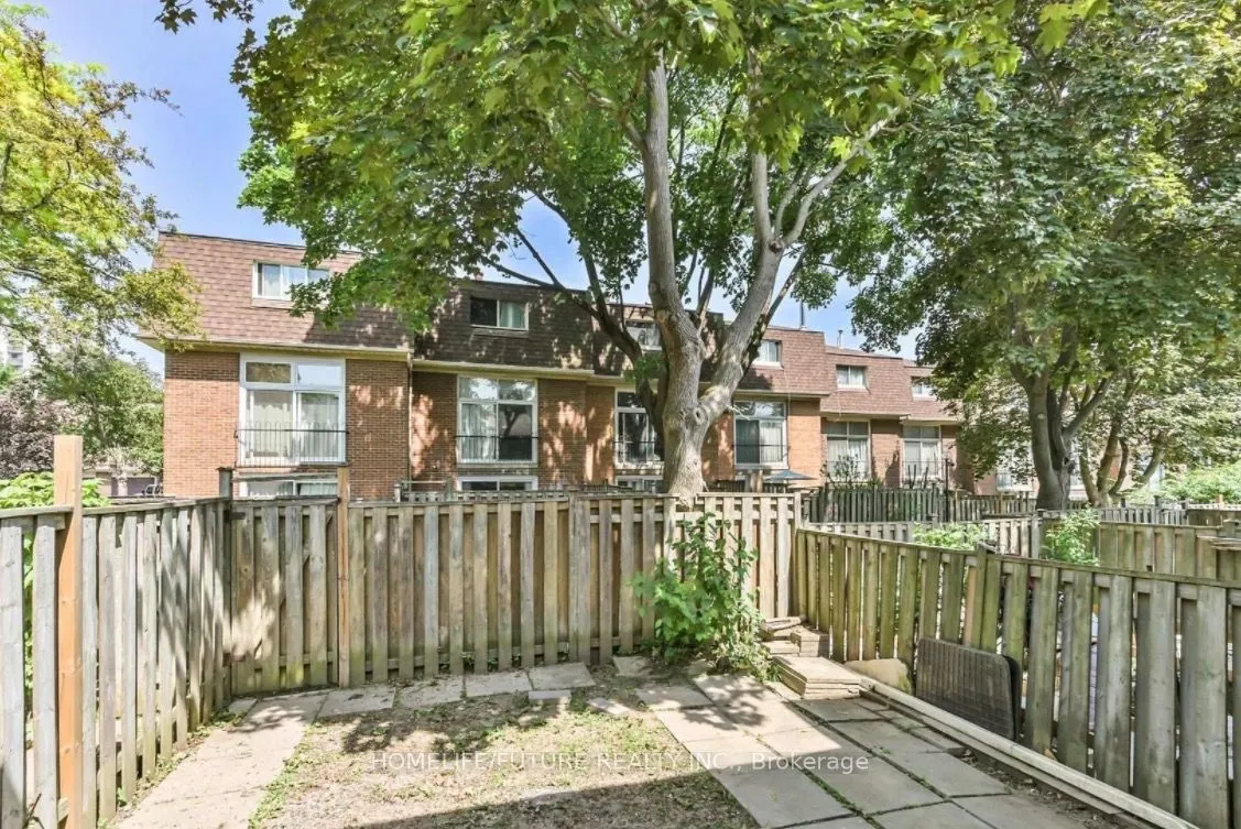 40 Dundalk Drive #44
