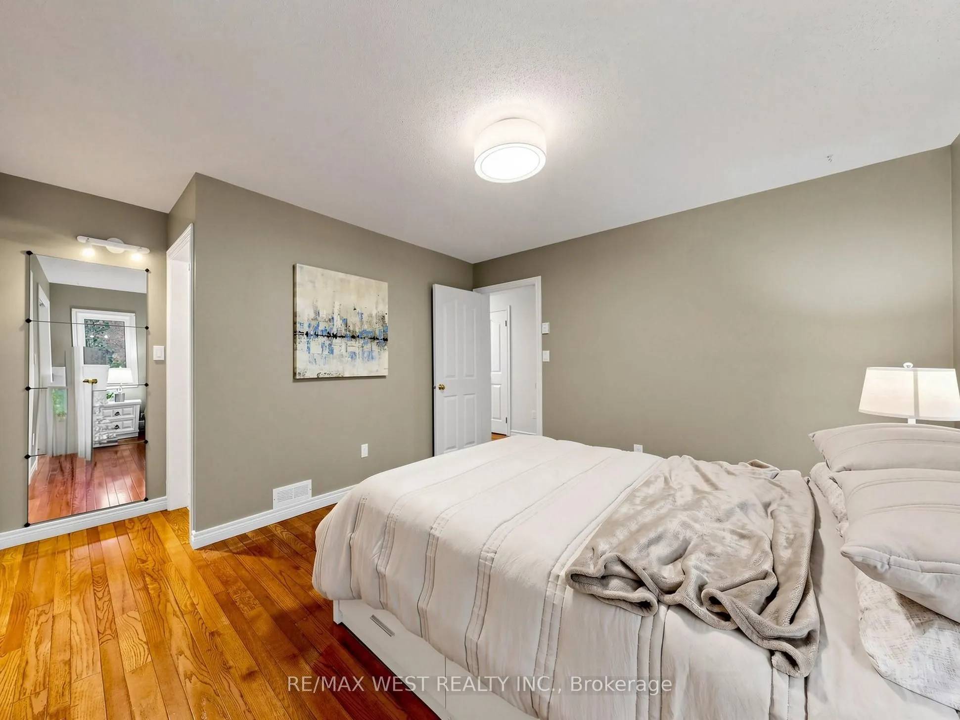 9626 Murphy Road