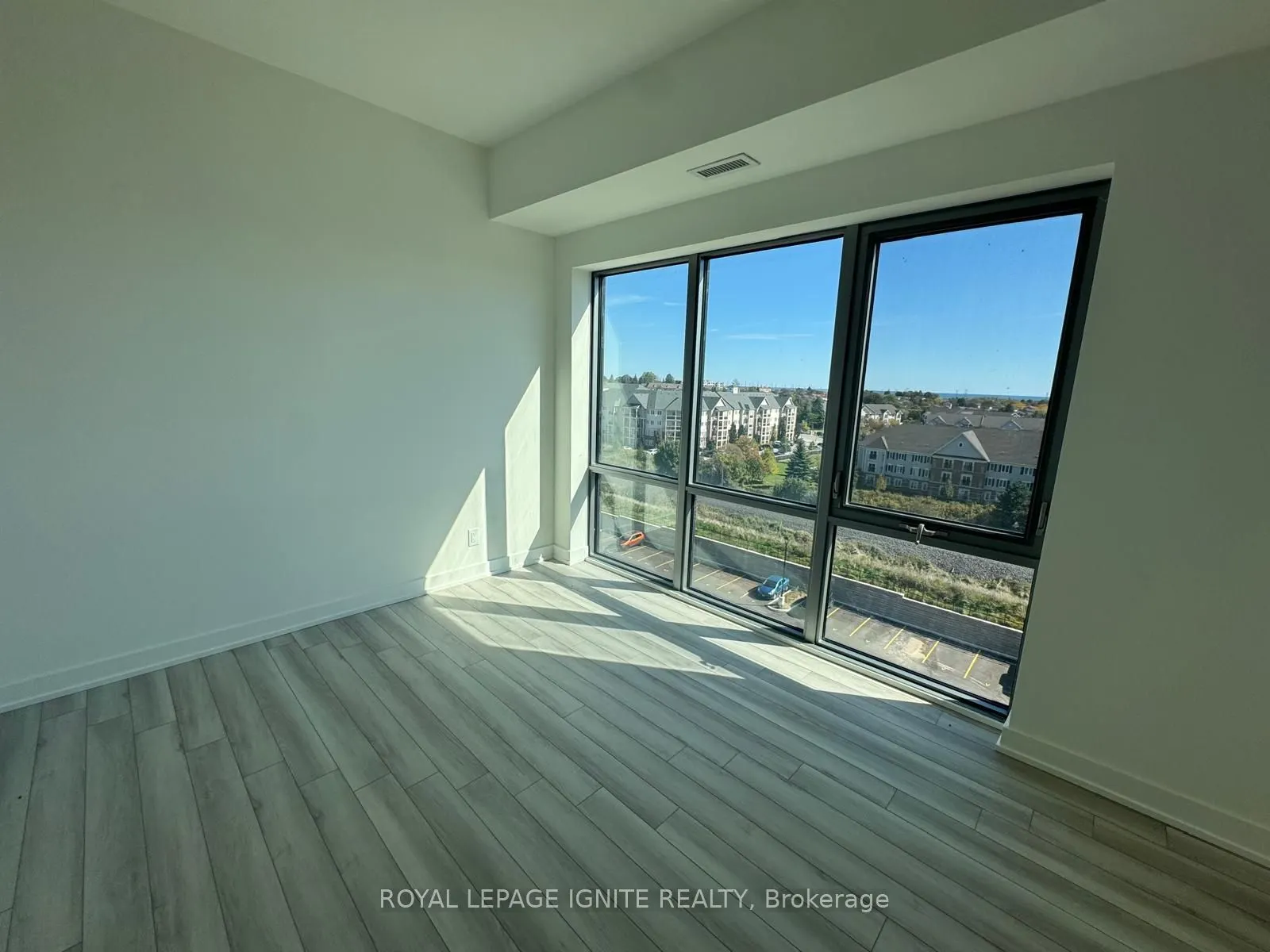 51 Clarington Boulevard #701