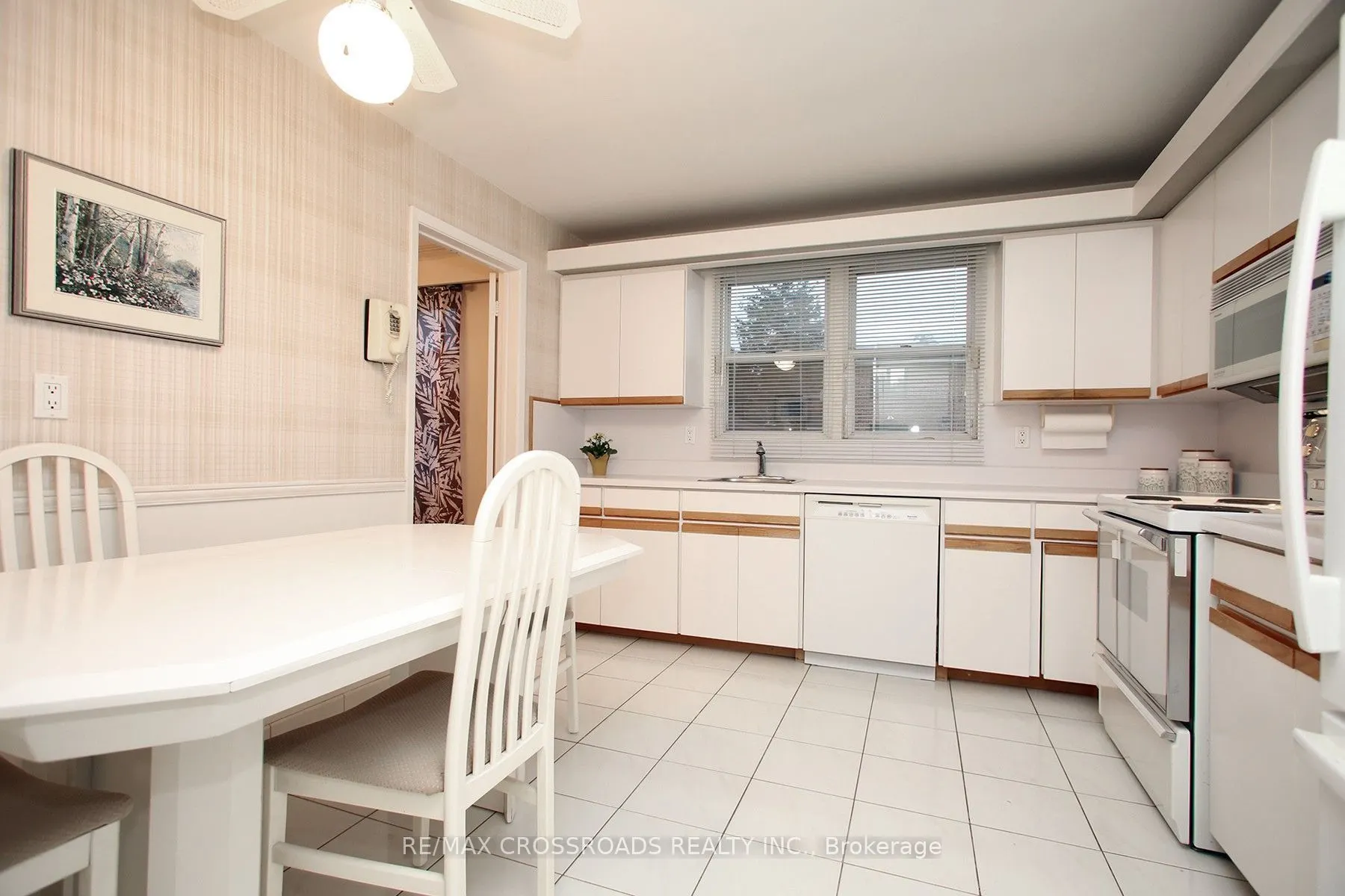 57 Kimberdale Crescent