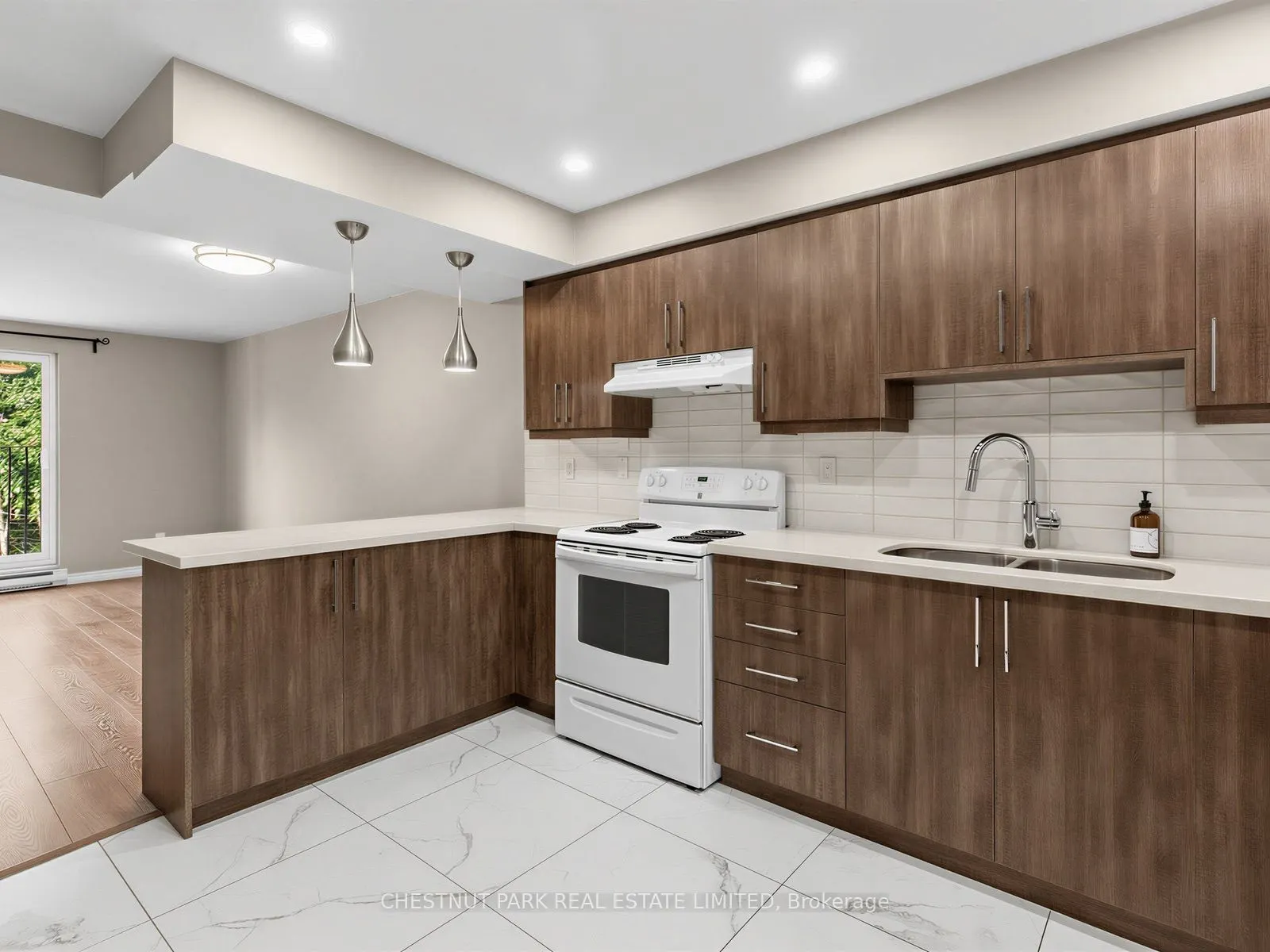 880 Broadview Avenue #2