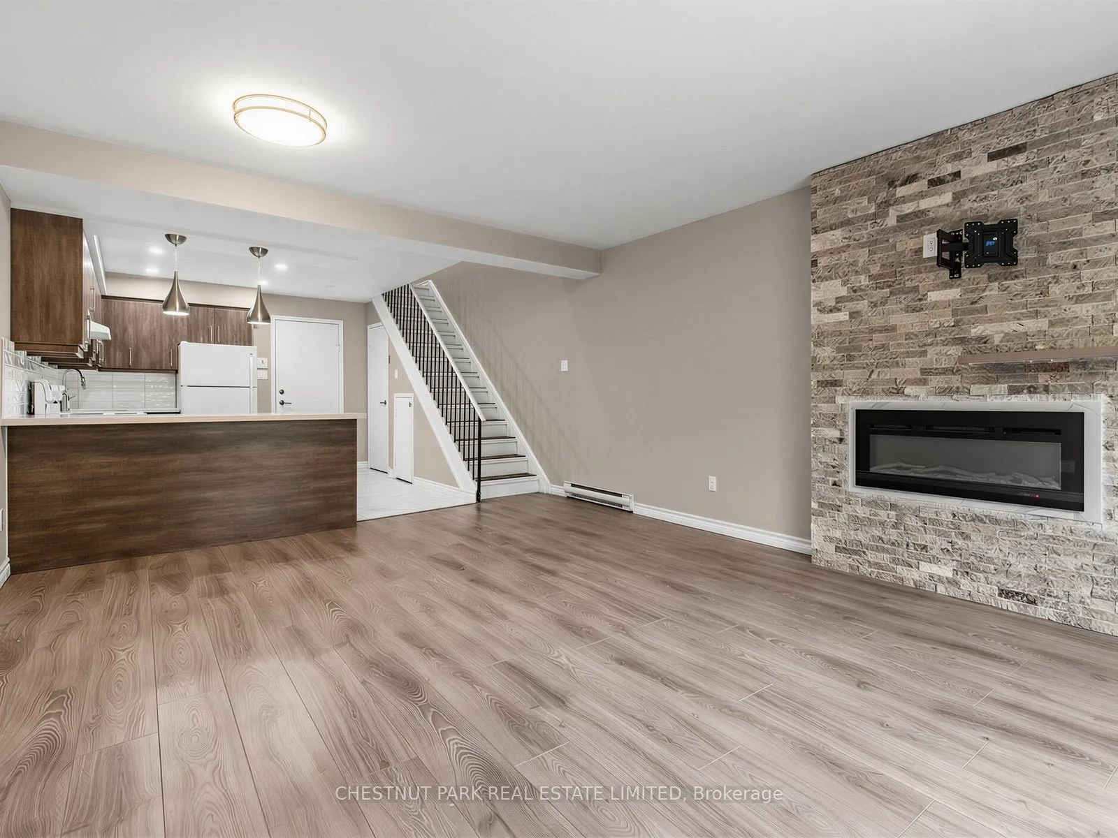 880 Broadview Avenue #2