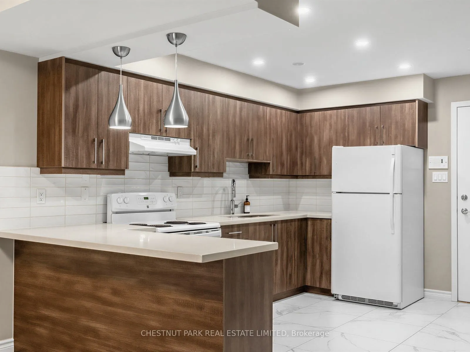 880 Broadview Avenue #2