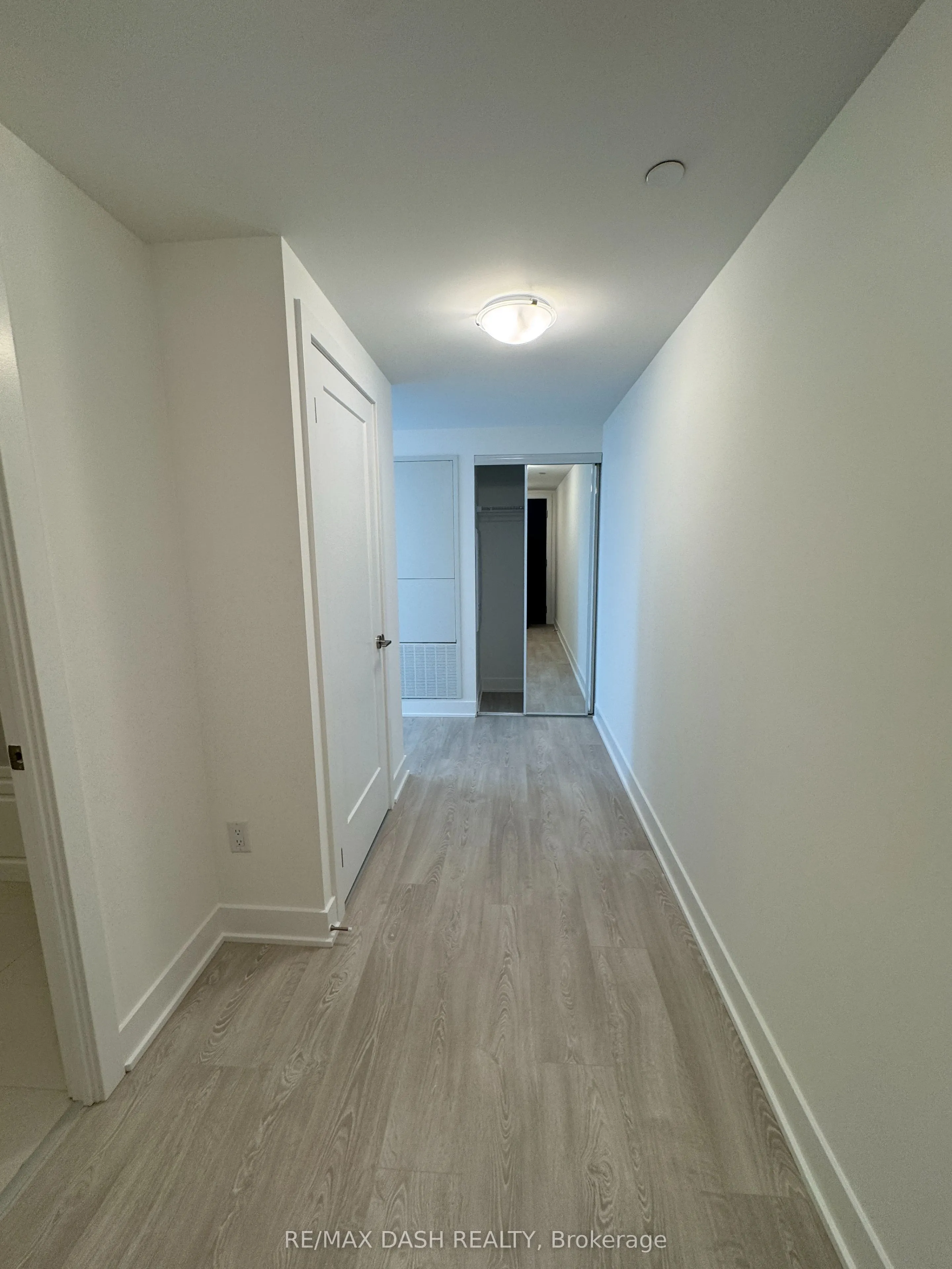 2545 Simcoe Street N #1838