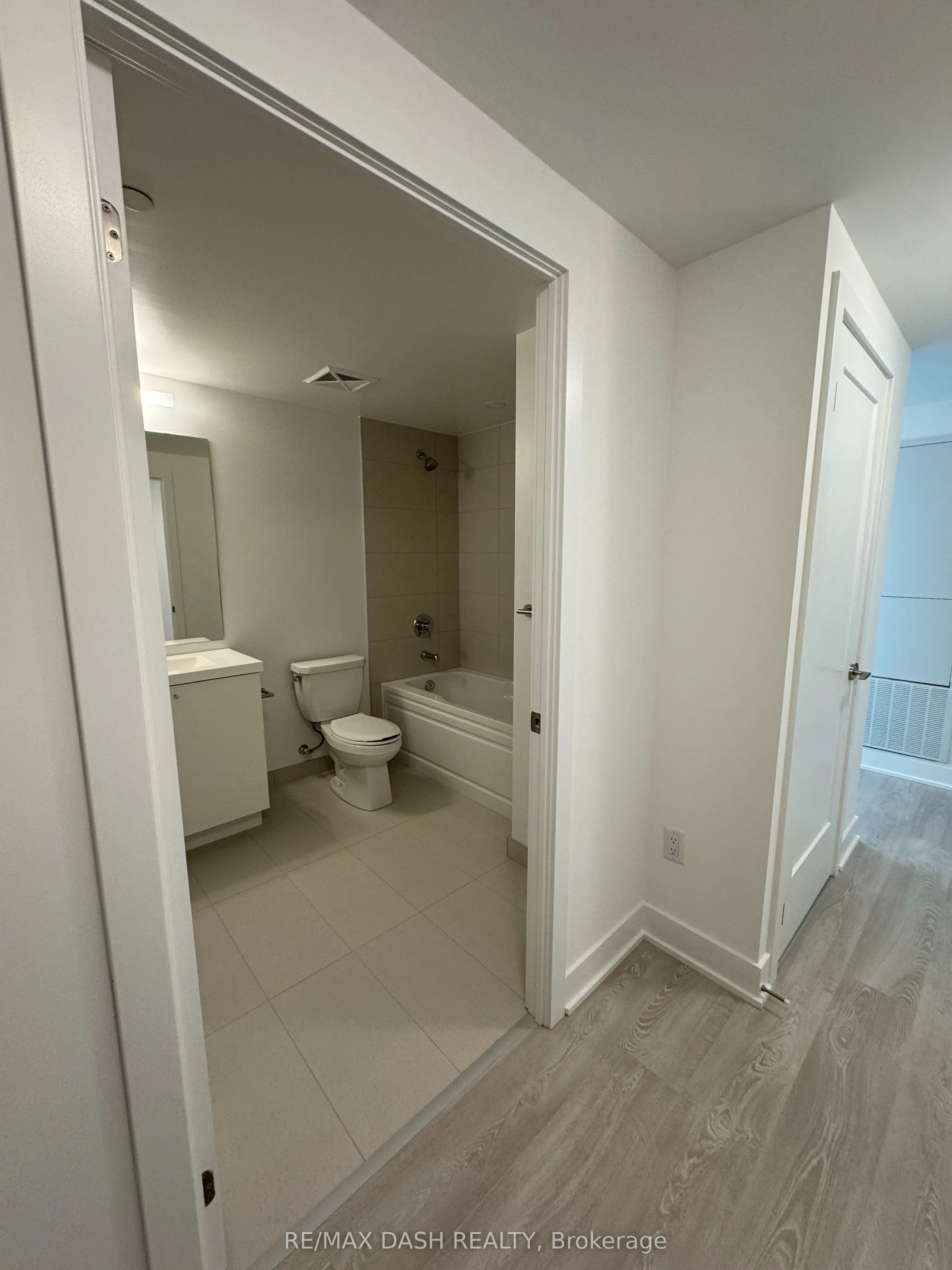 2545 Simcoe Street N #1838