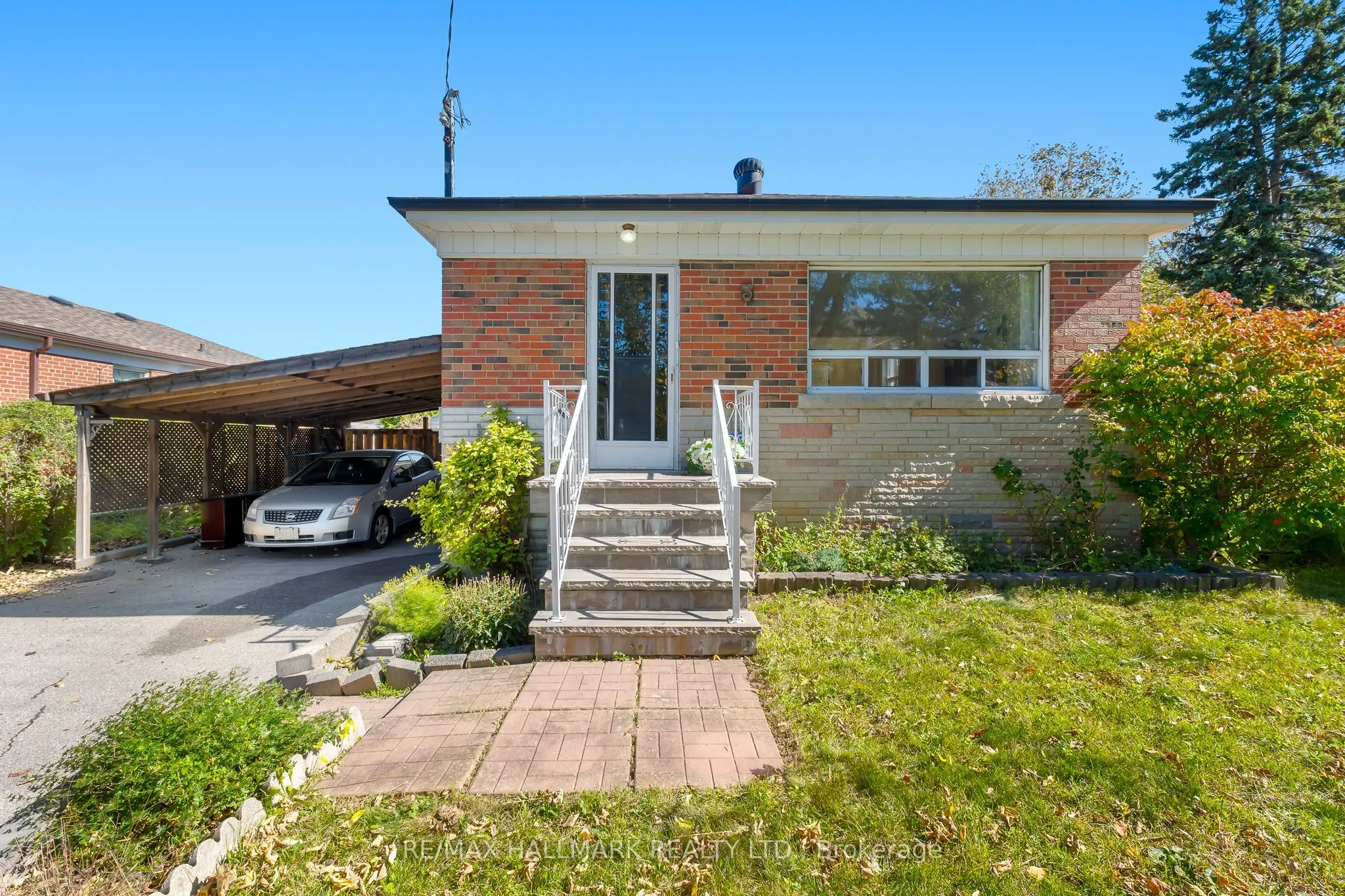3 Armada Court