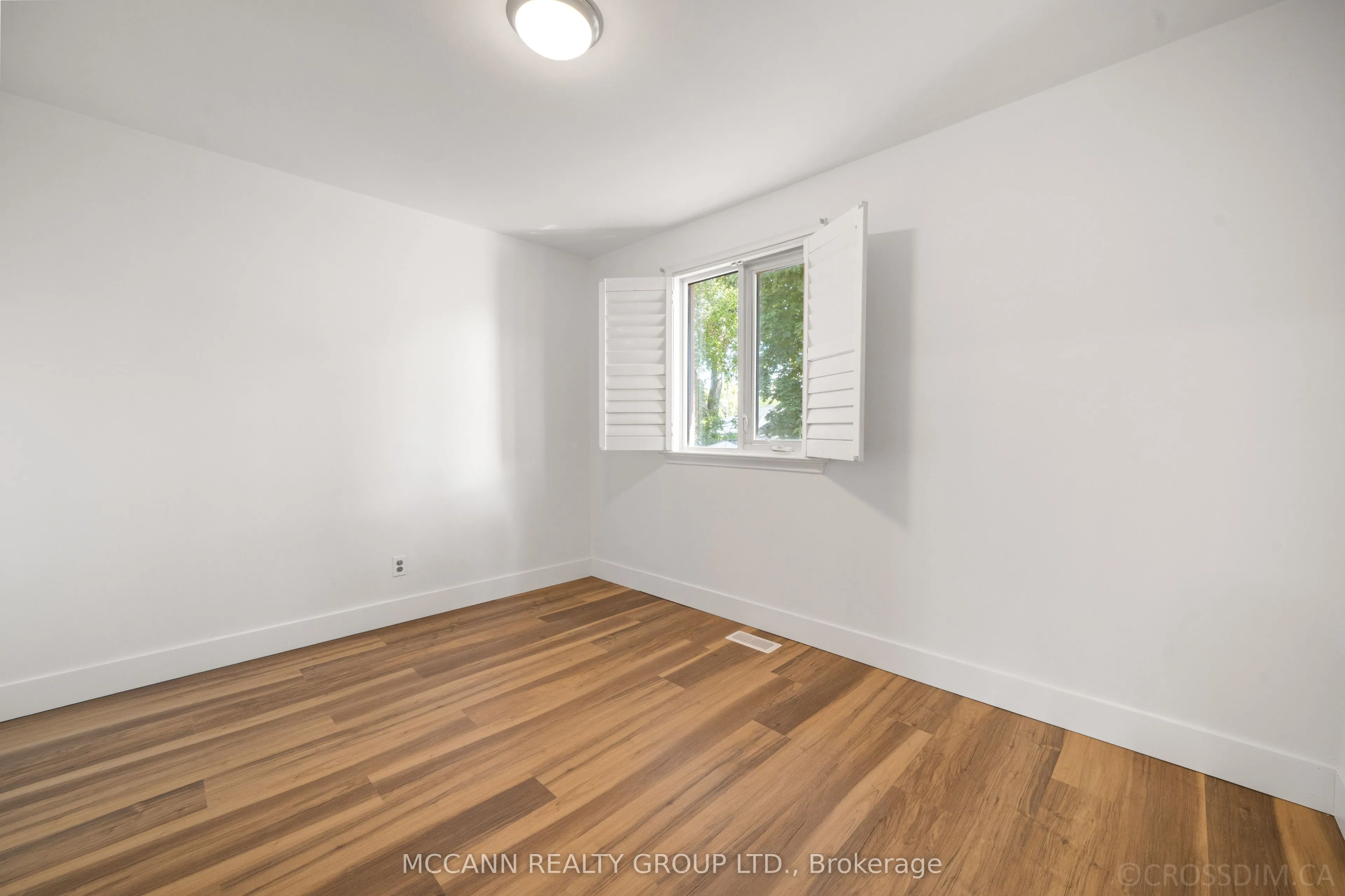 17 Barlow Road