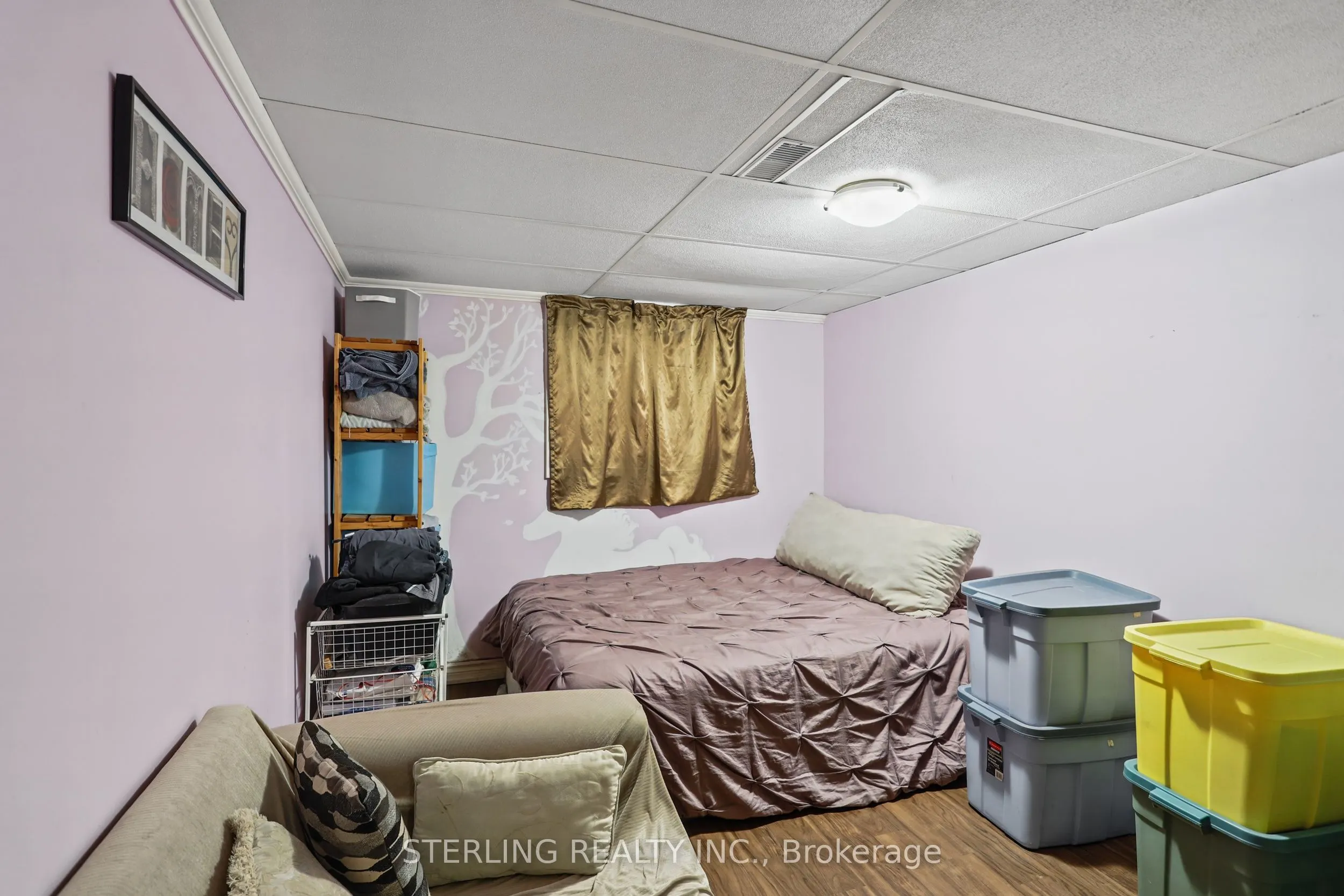 27 Oakmeadow Boulevard