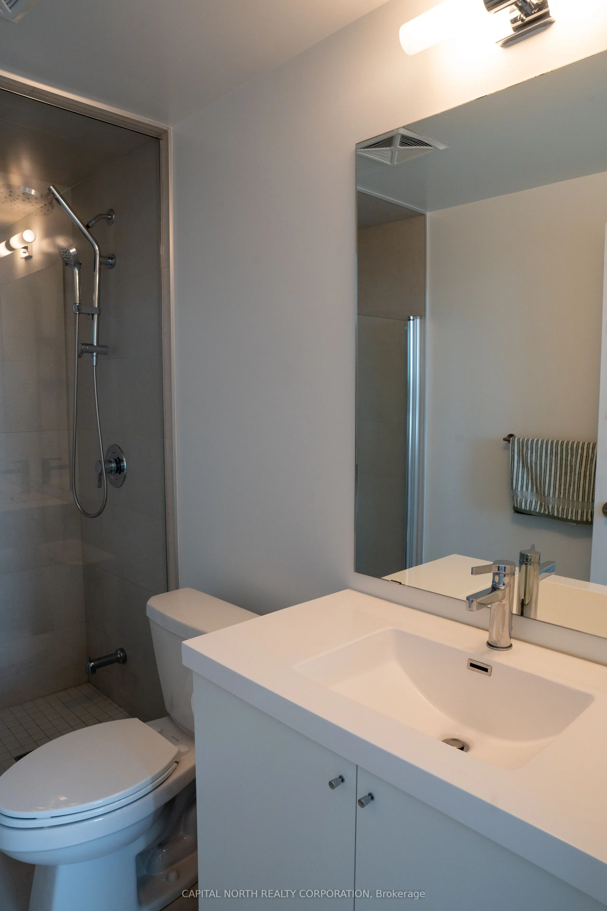 2545 Simcoe Street N #1904