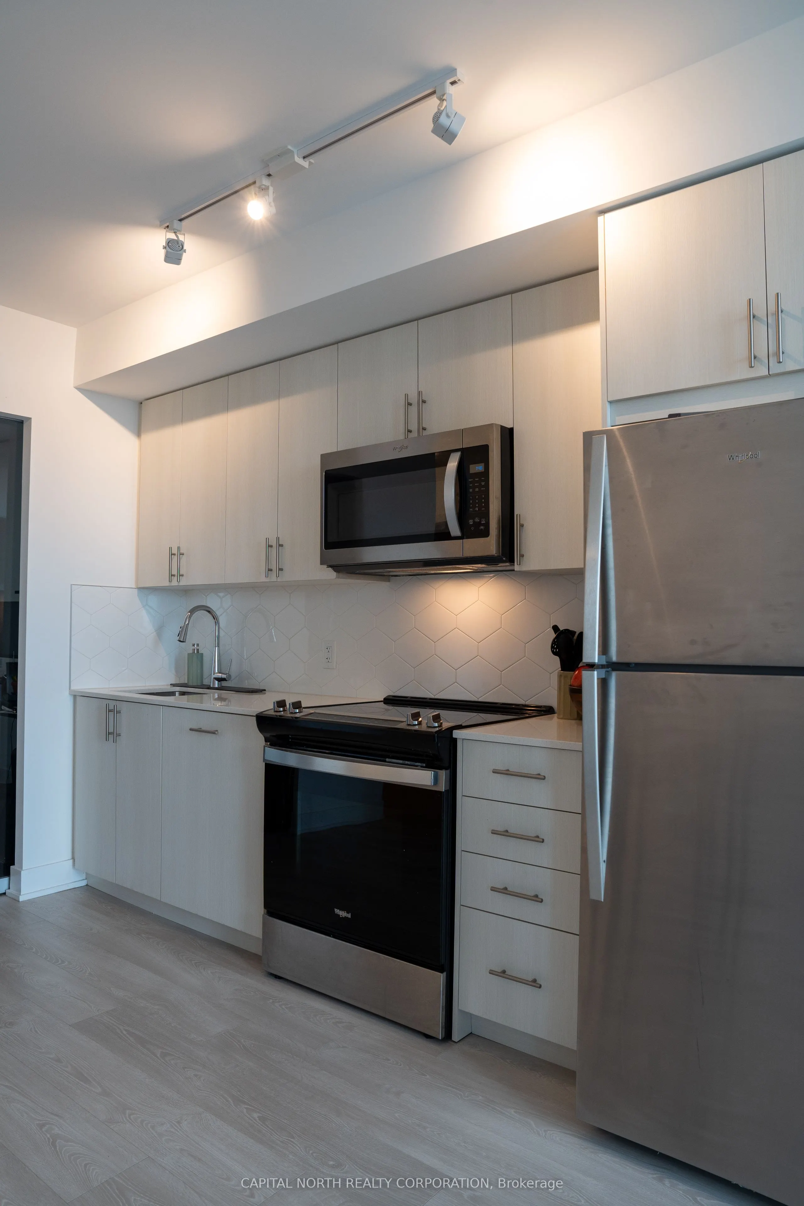 2545 Simcoe Street N #1904