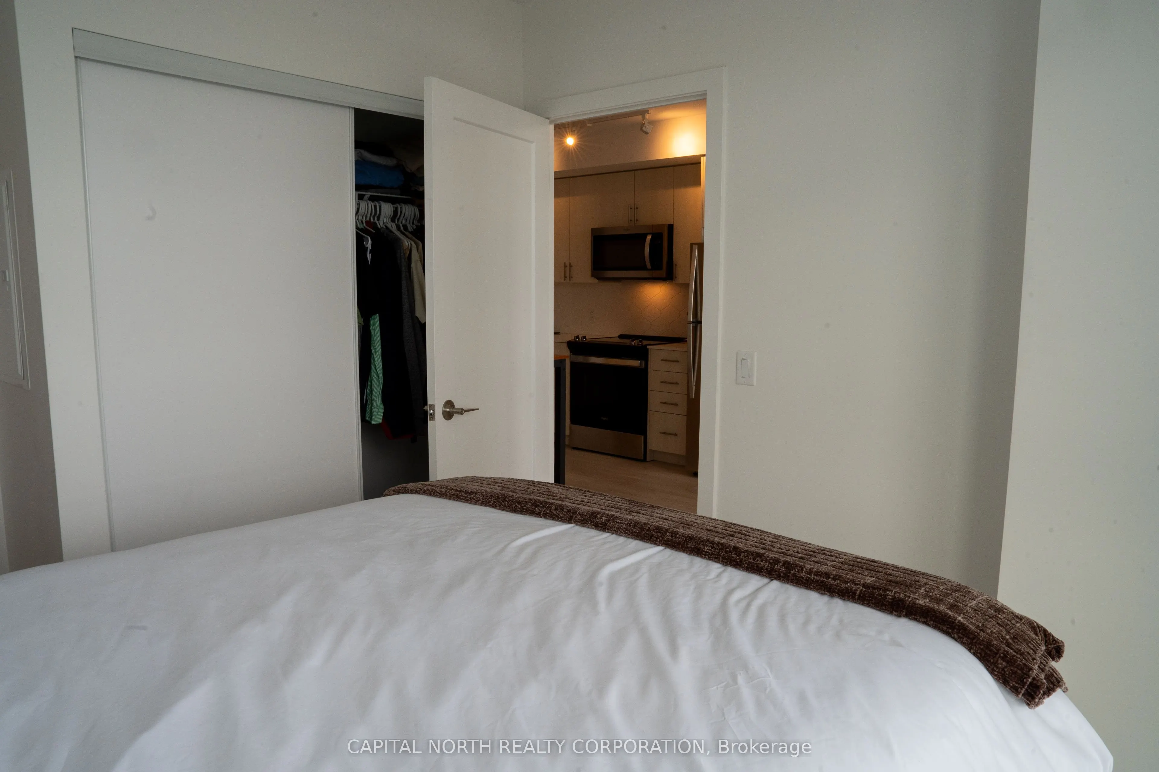 2545 Simcoe Street N #1904
