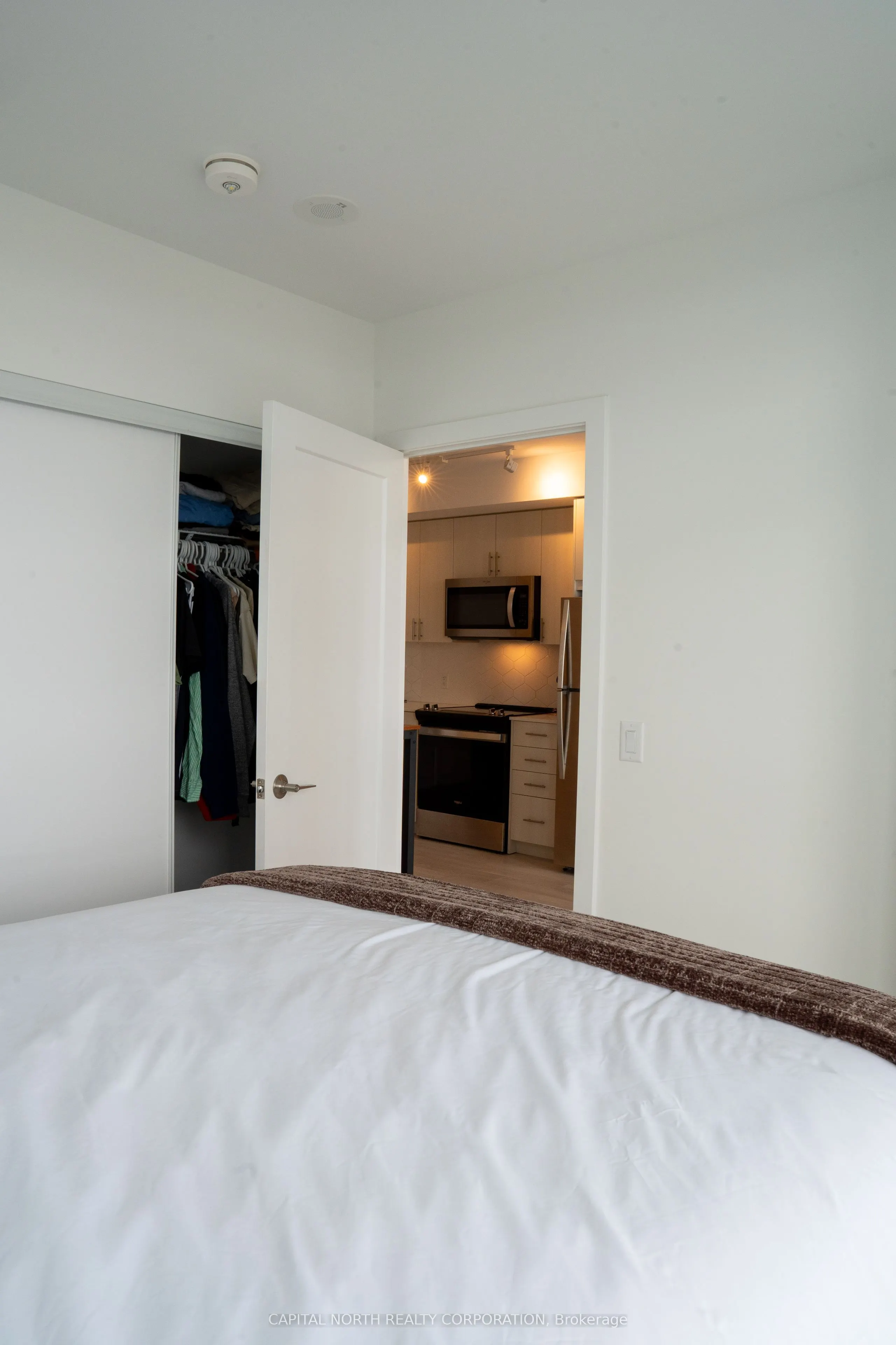 2545 Simcoe Street N #1904
