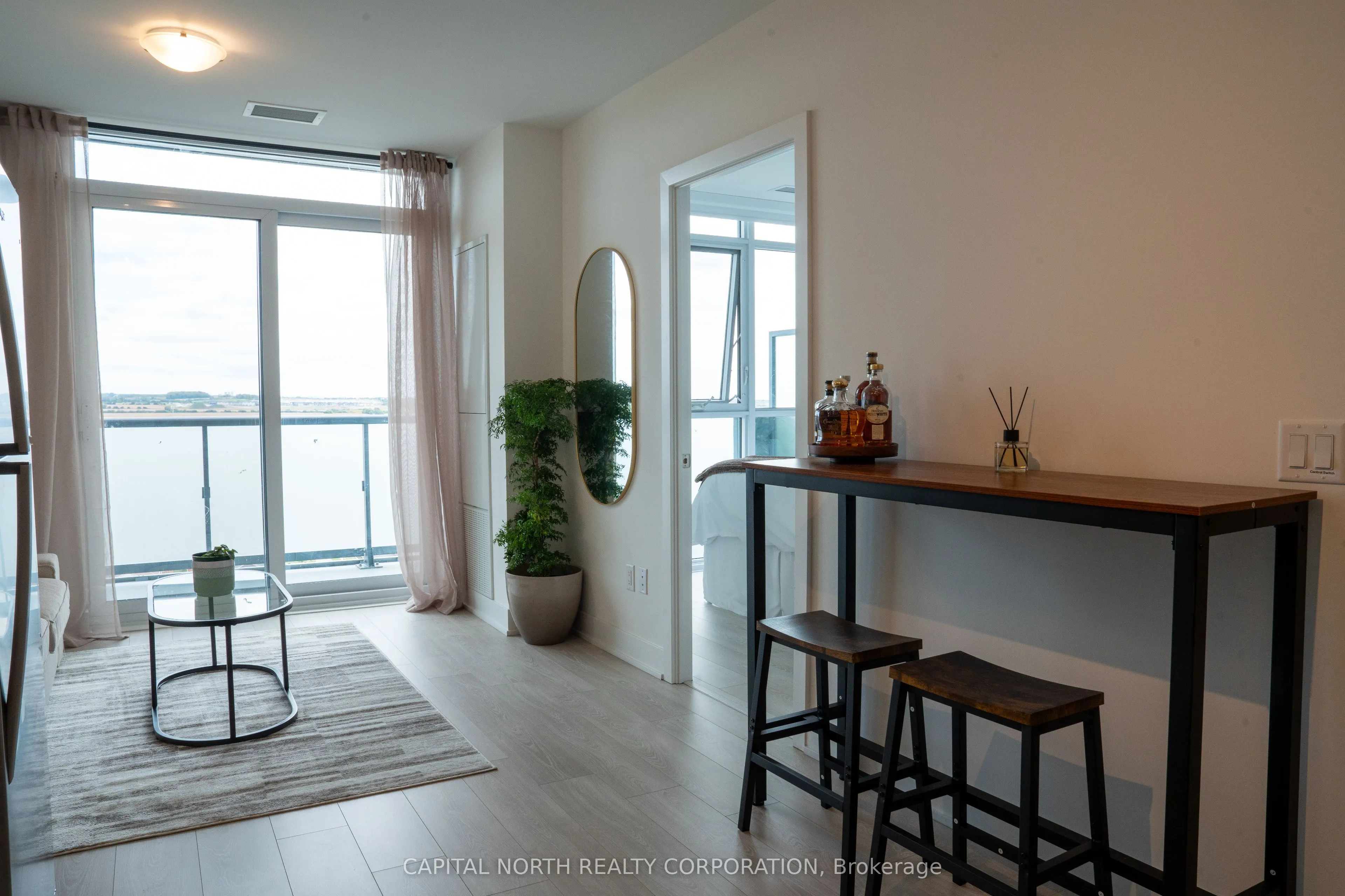 2545 Simcoe Street N #1904
