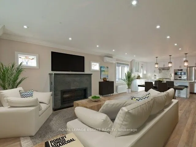 22 Wineva Avenue #Upper