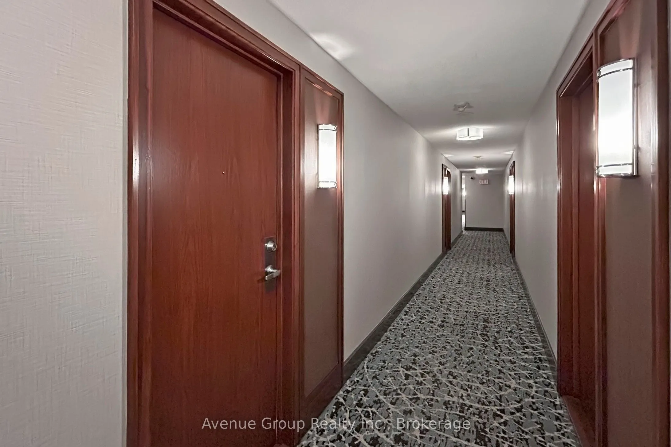 68 Corporate Drive #1527