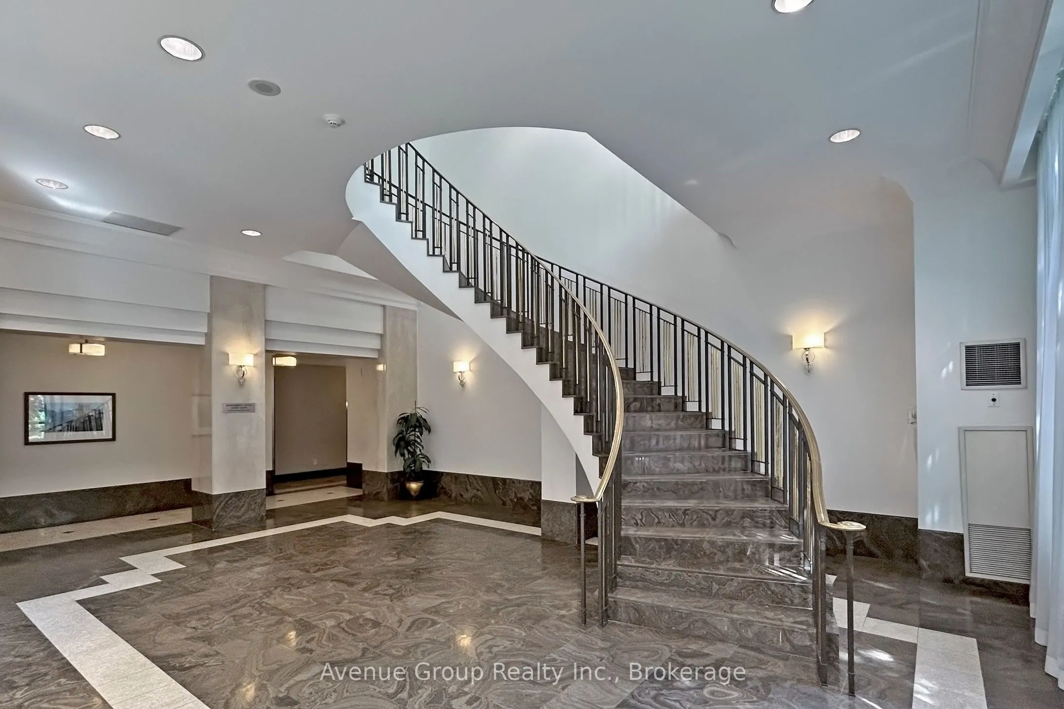68 Corporate Drive #1527