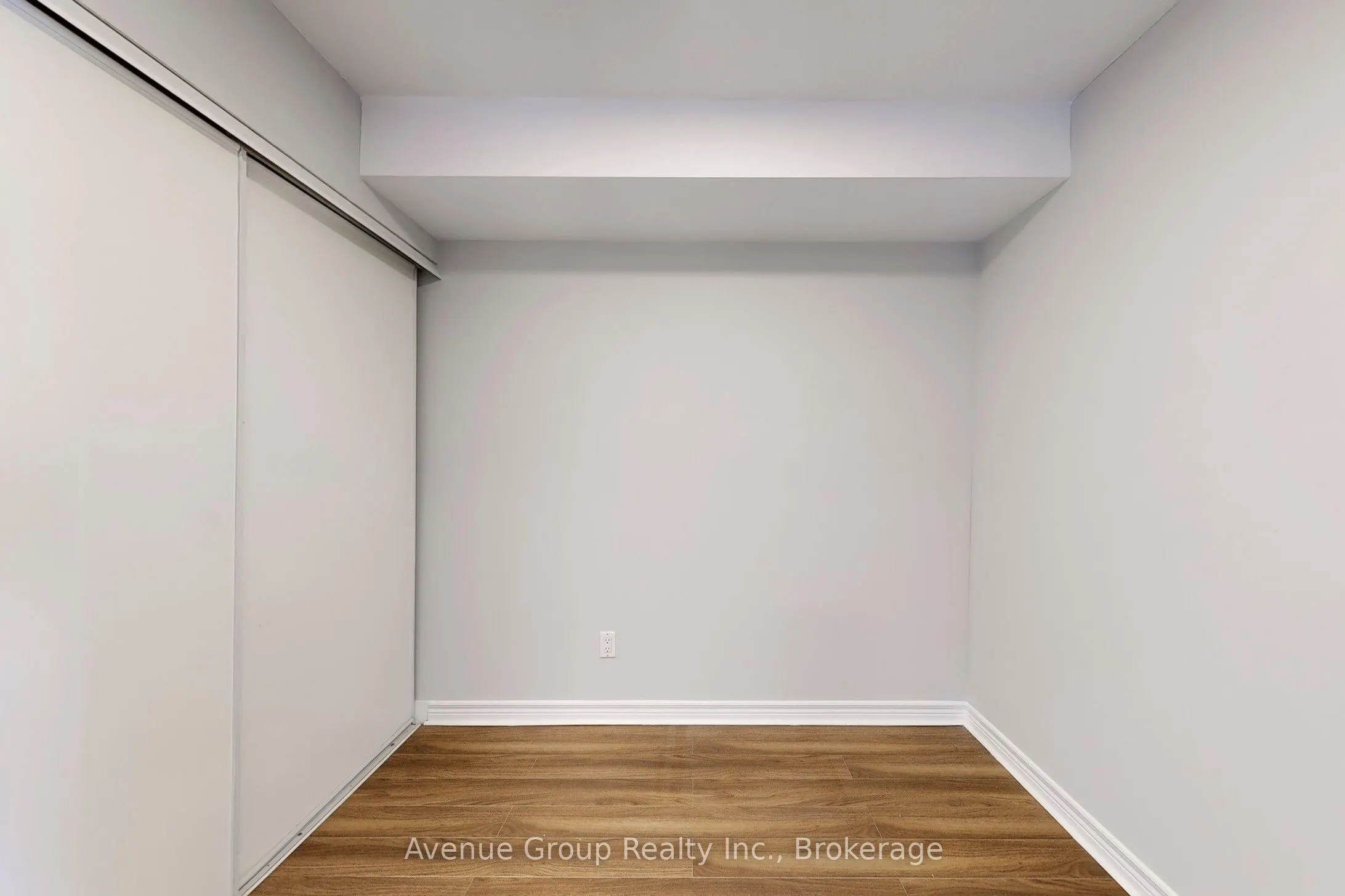 68 Corporate Drive #1527