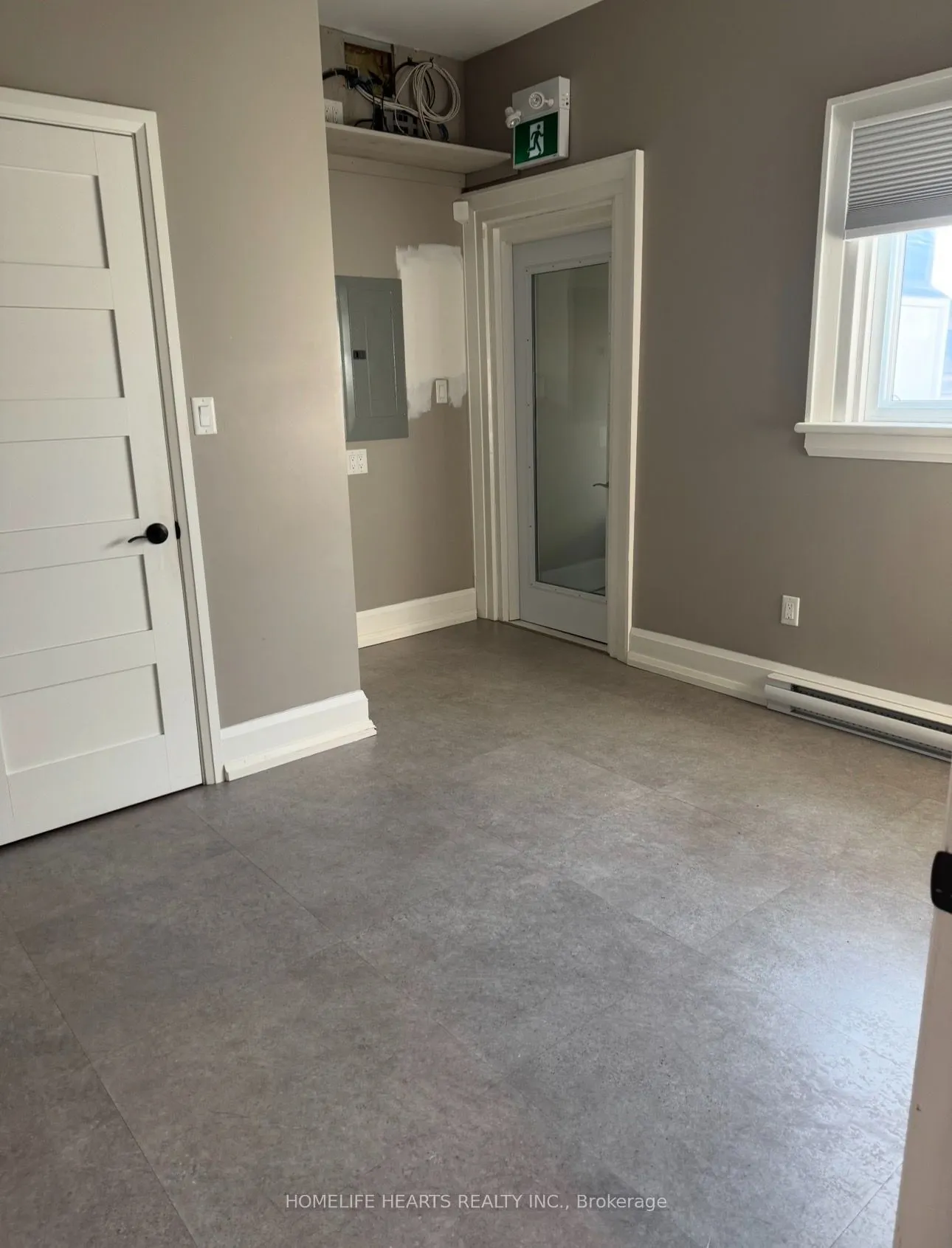 113 King Street E #2
