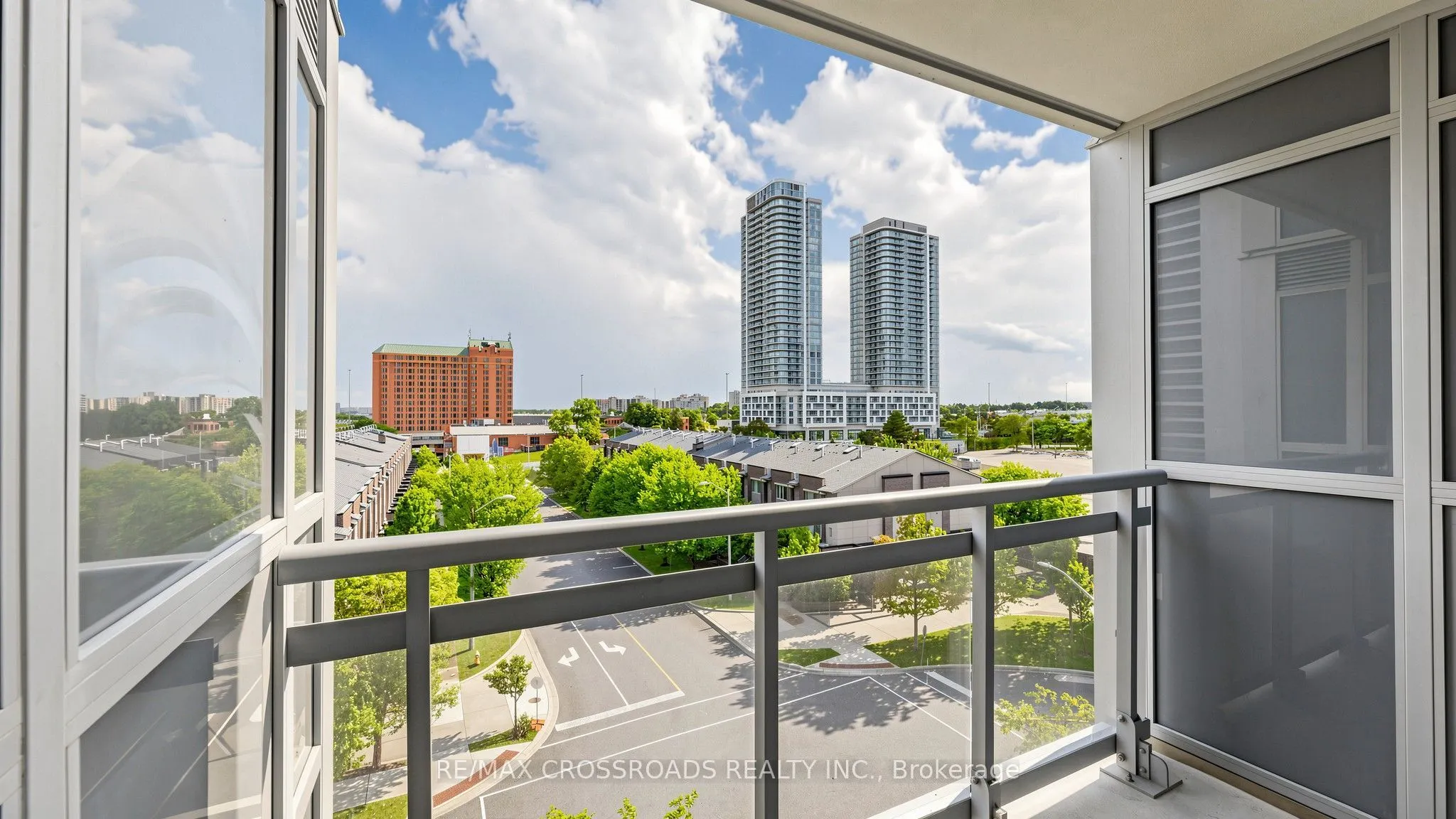 275 Village Green Square #525