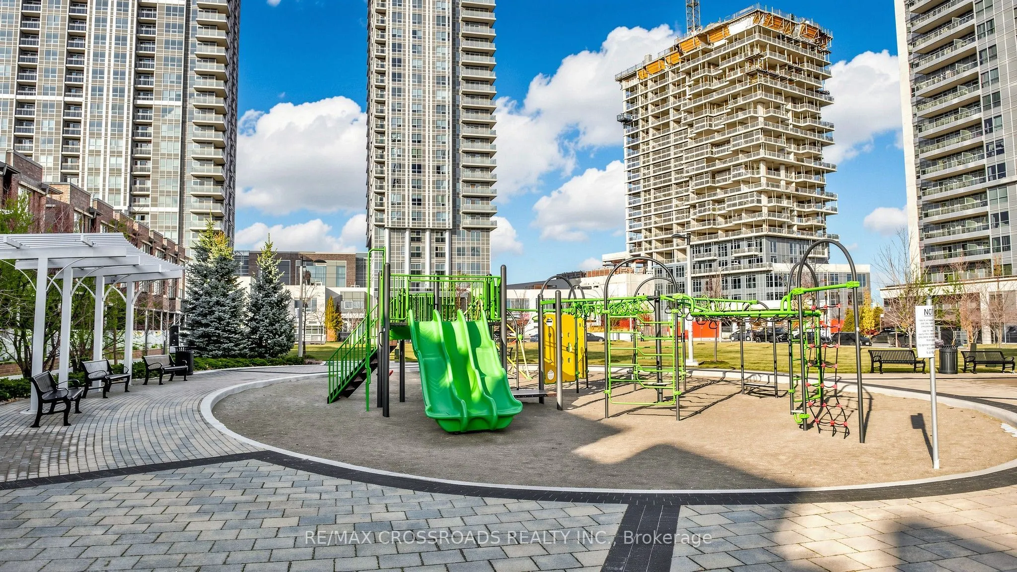 275 Village Green Square #525
