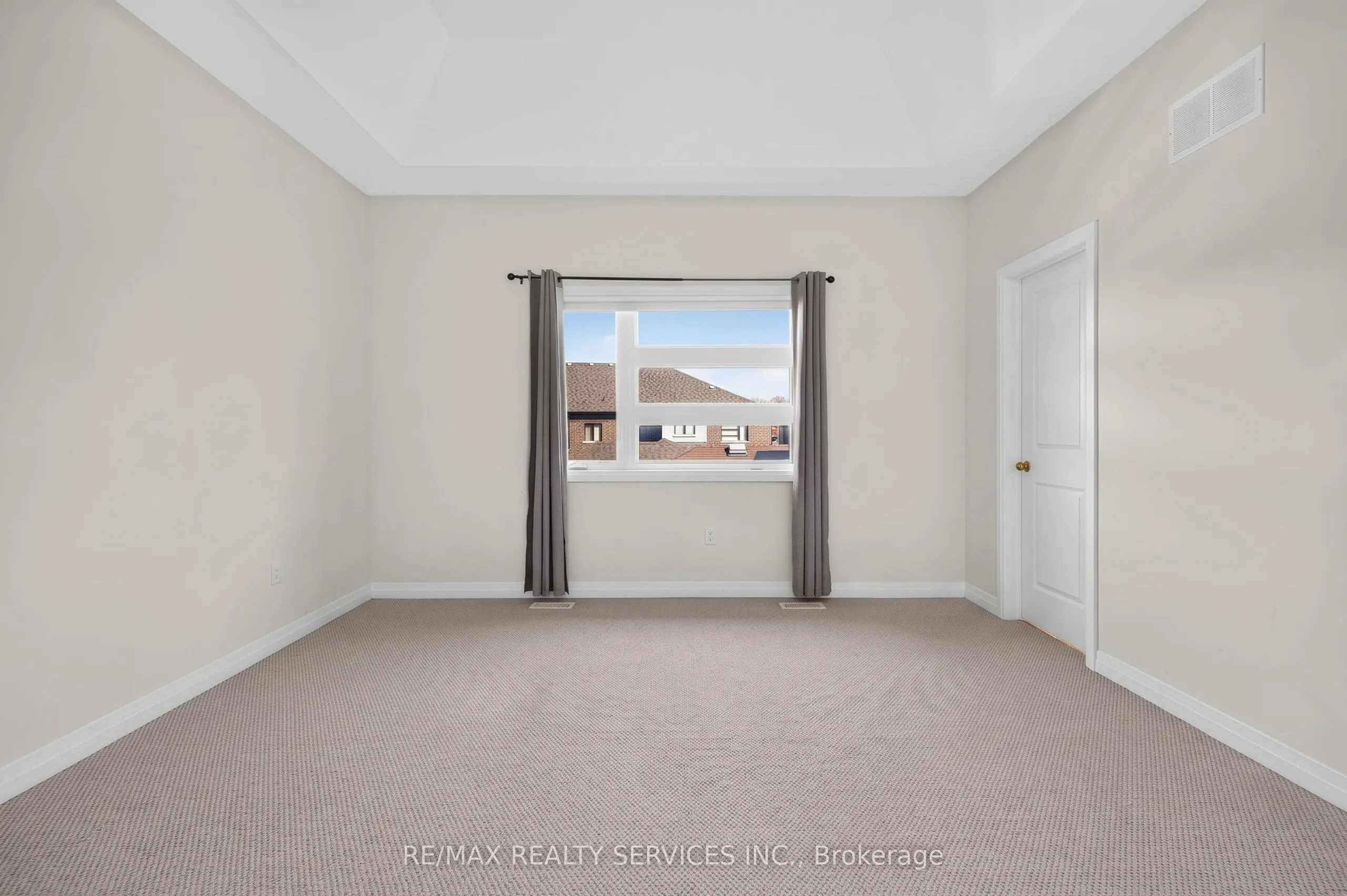 225 Coronation Road