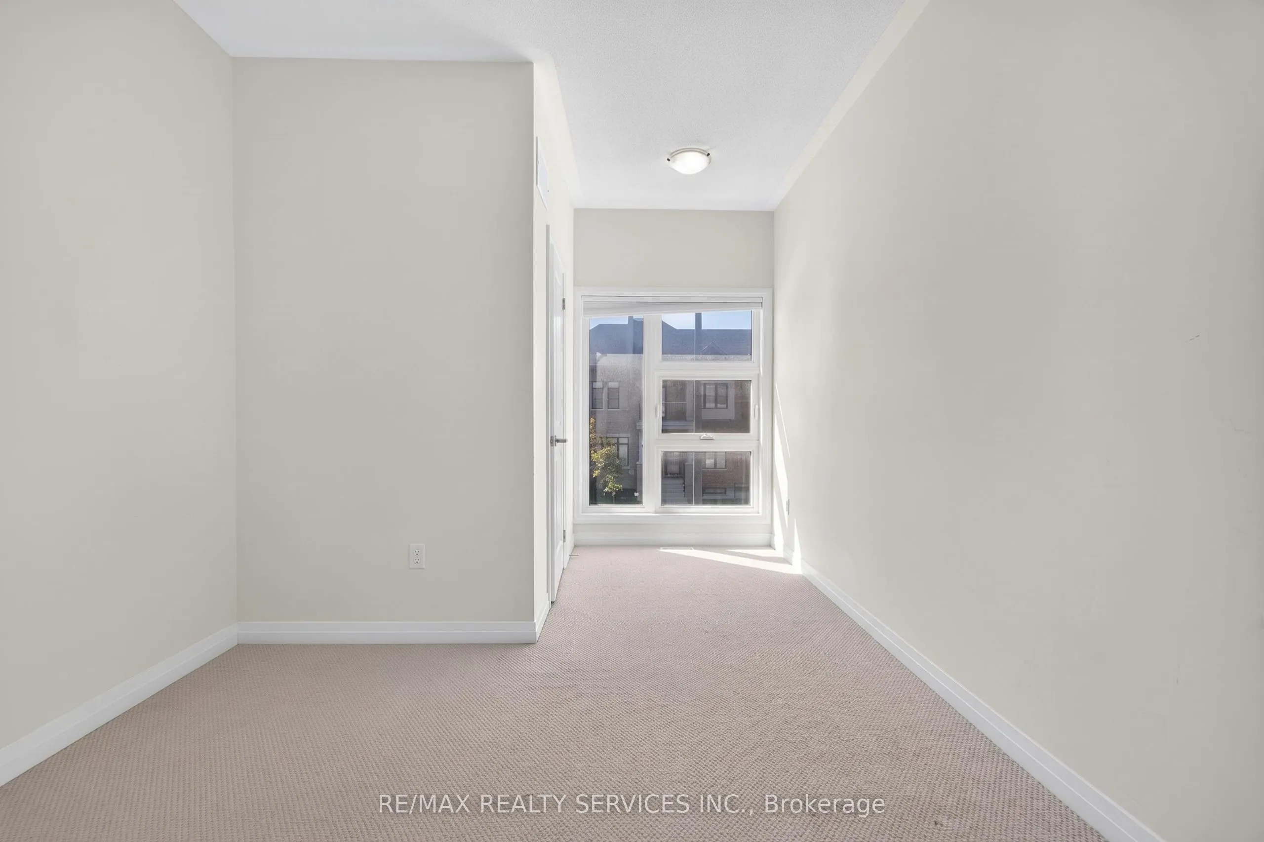 225 Coronation Road