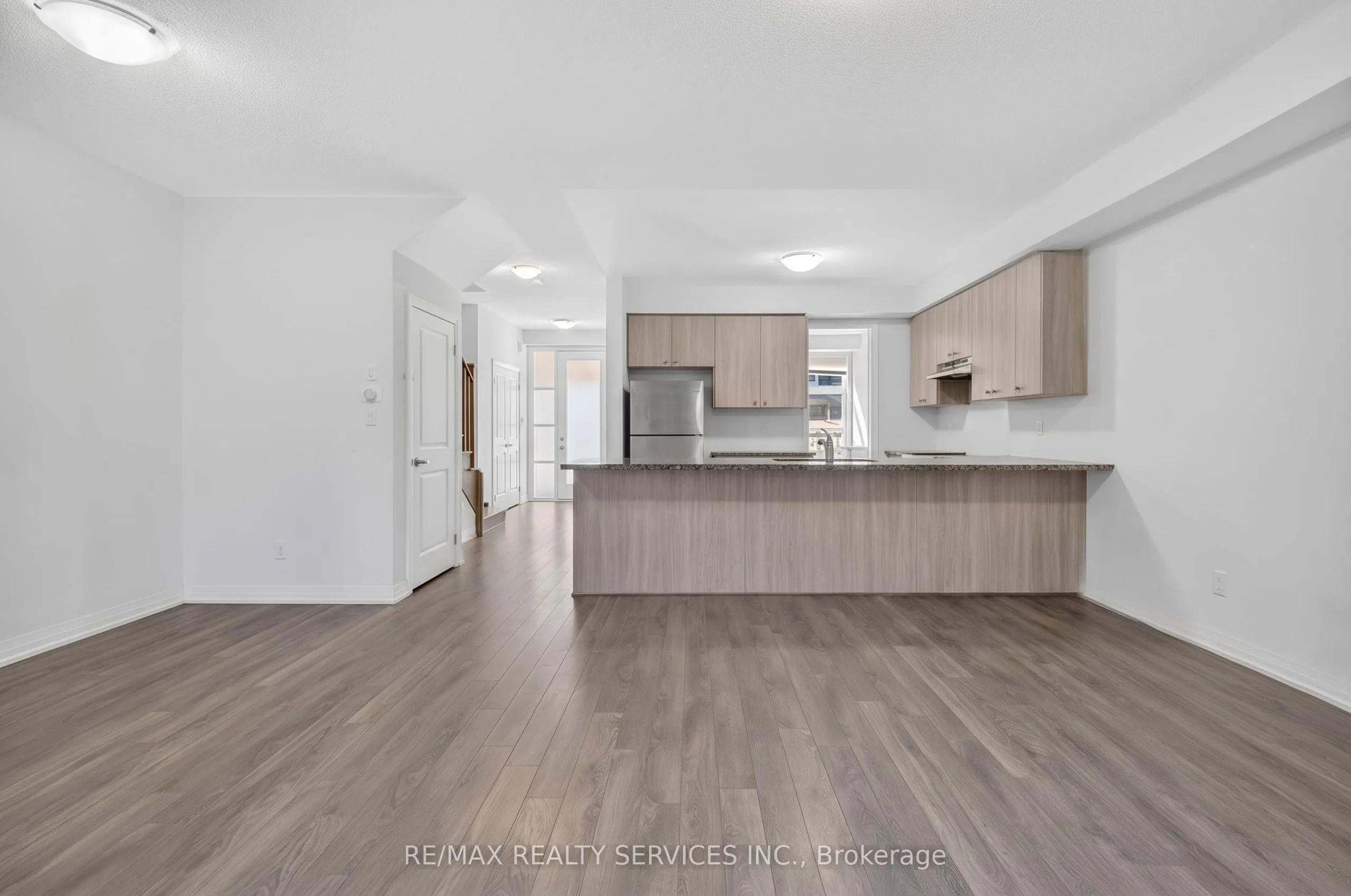 225 Coronation Road