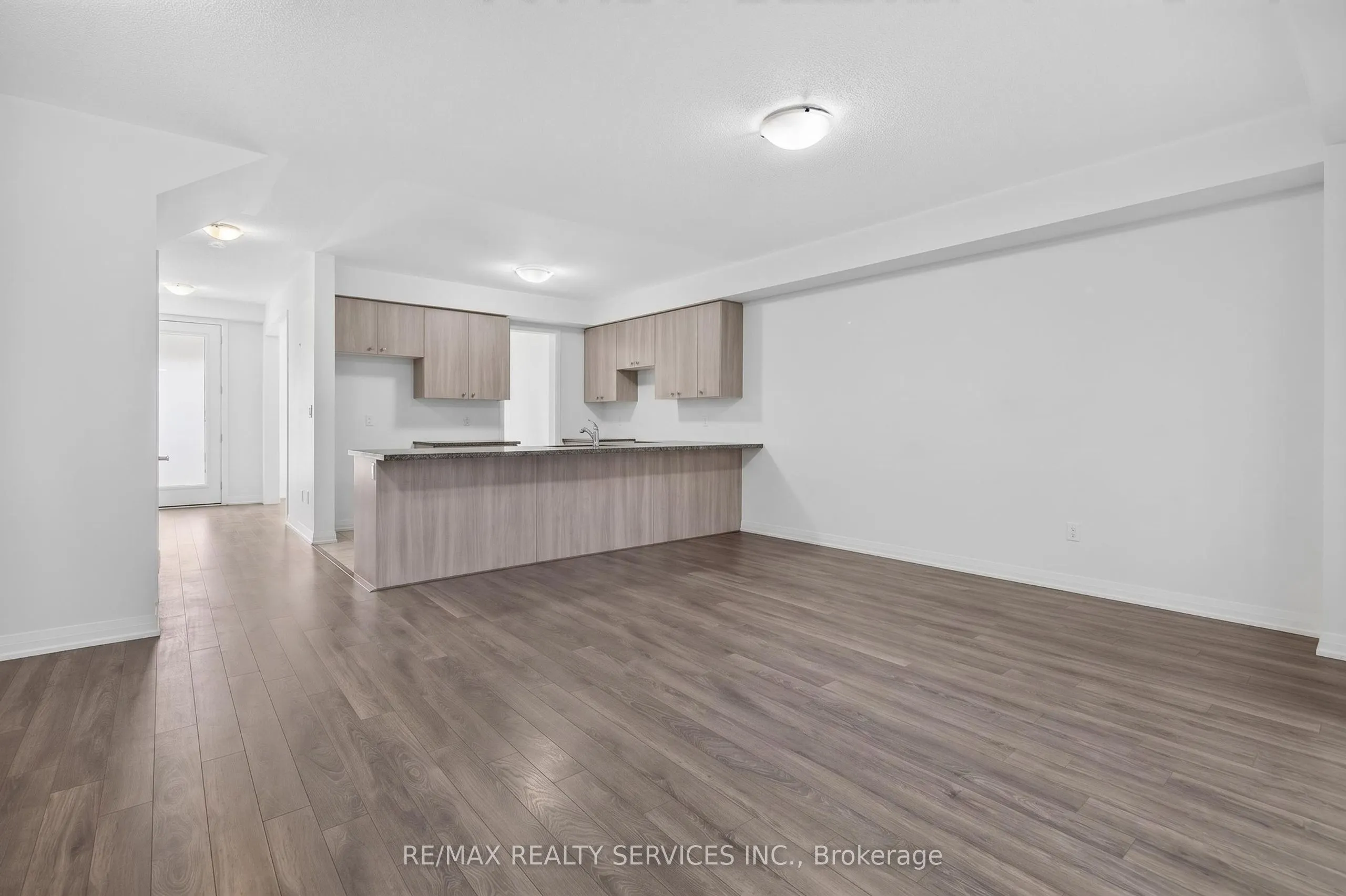225 Coronation Road