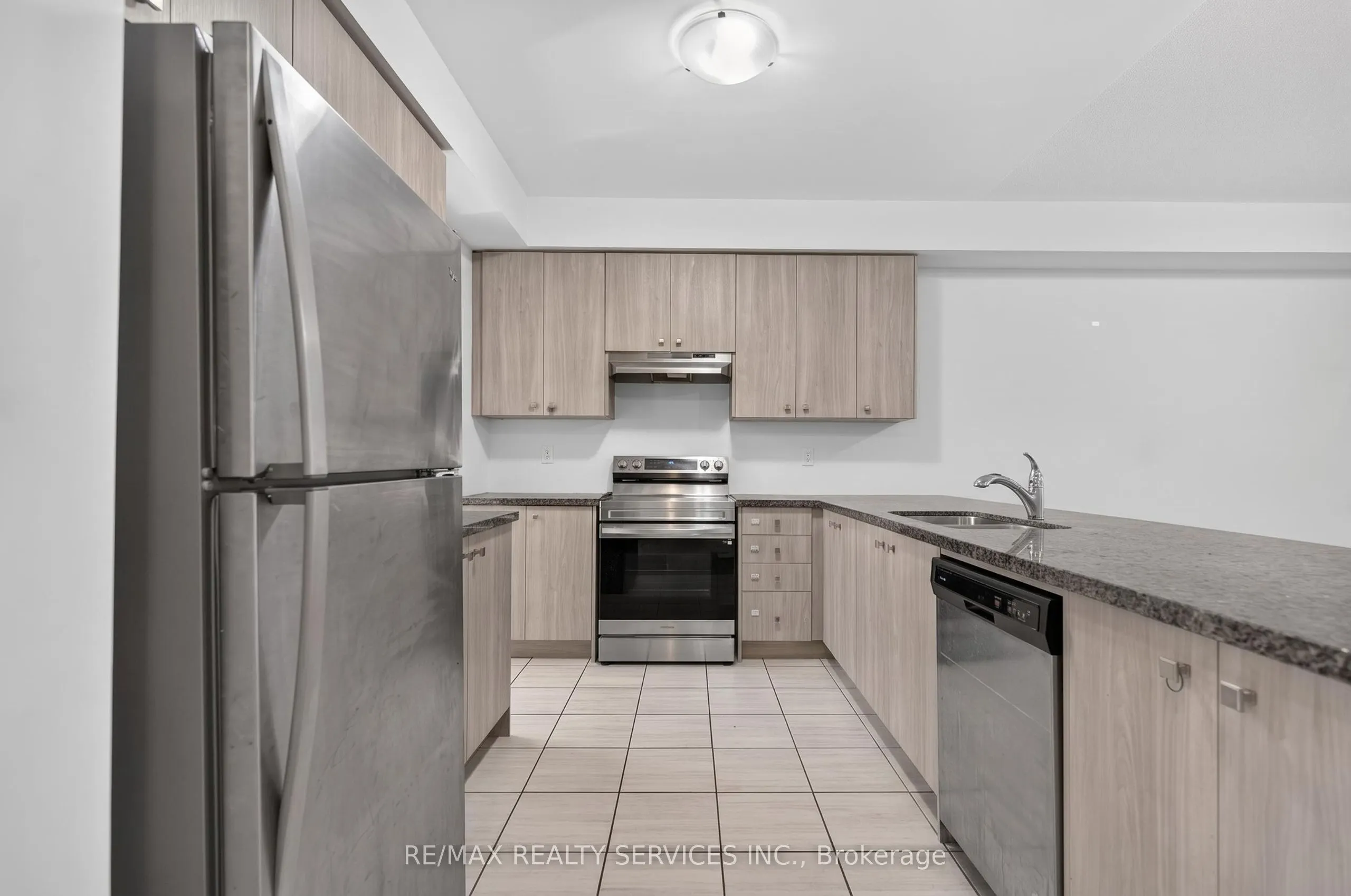 225 Coronation Road
