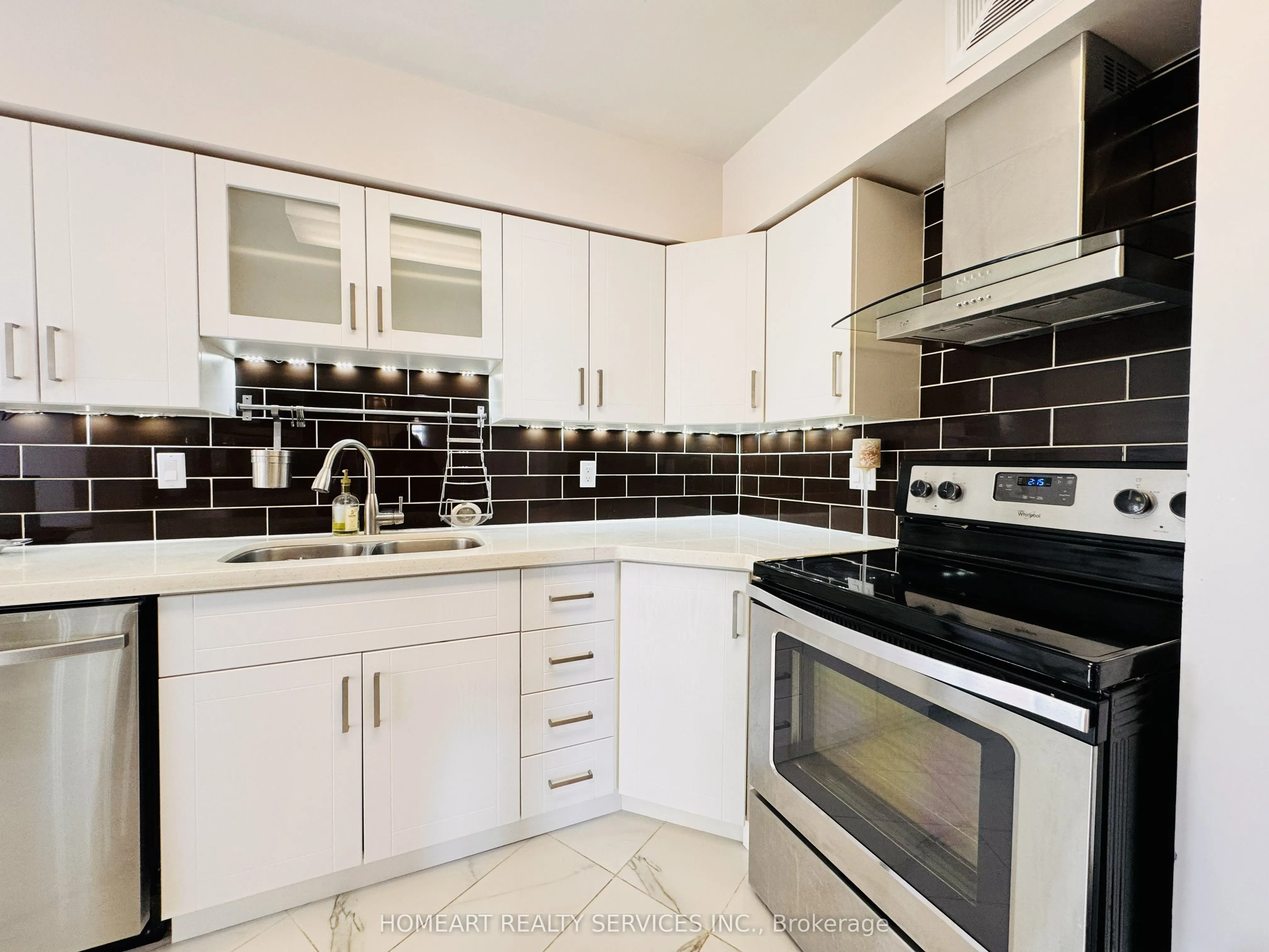 175 Bamburgh Circle #1018