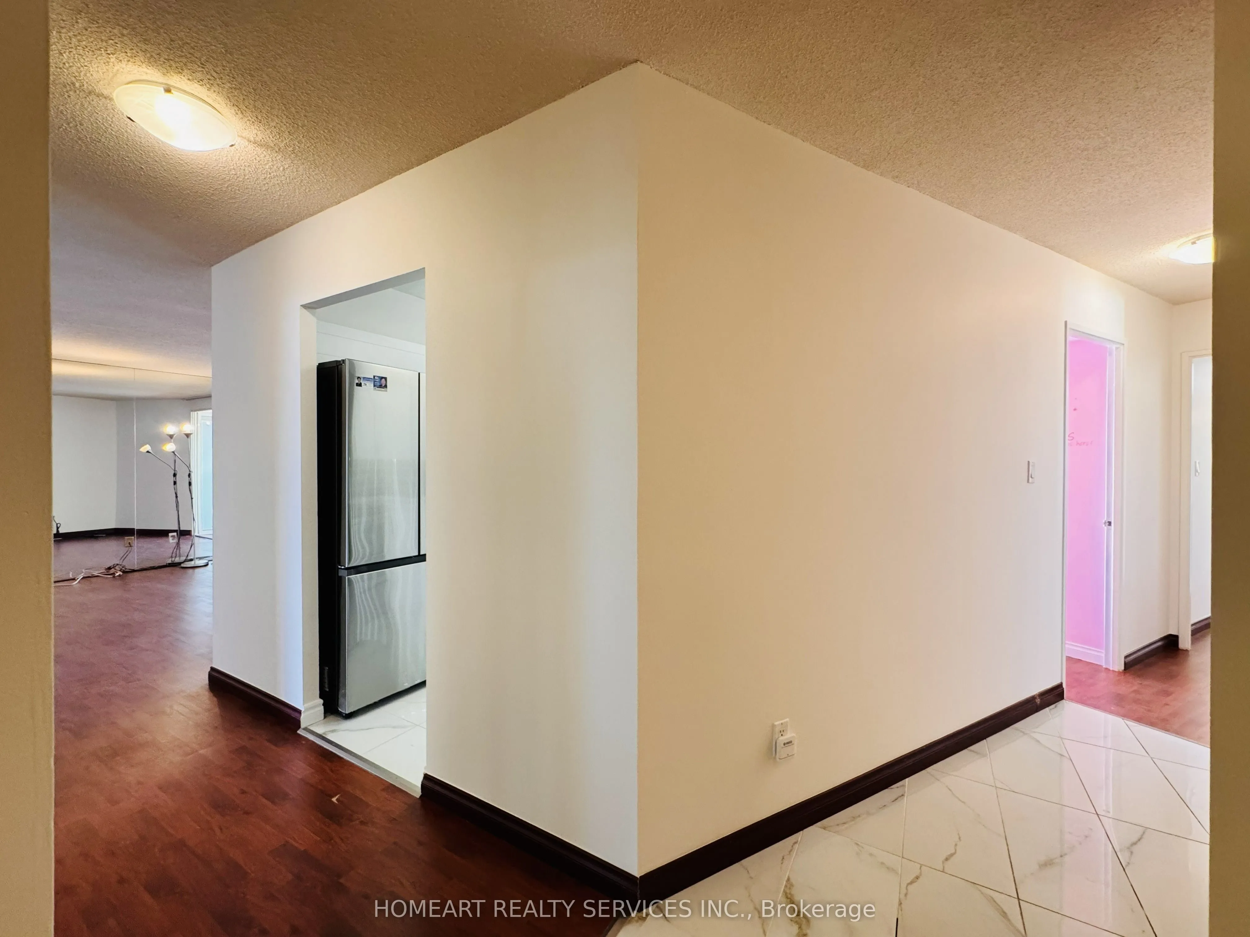 175 Bamburgh Circle #1018