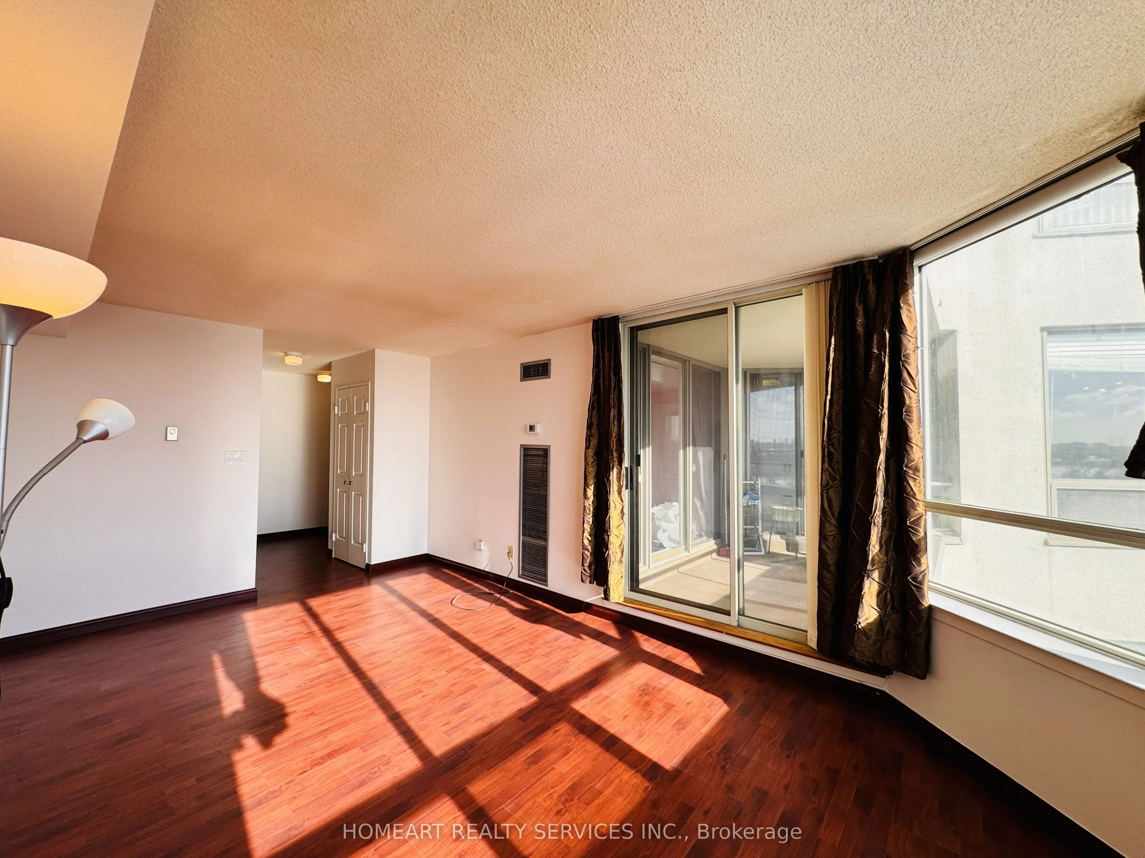 175 Bamburgh Circle #1018