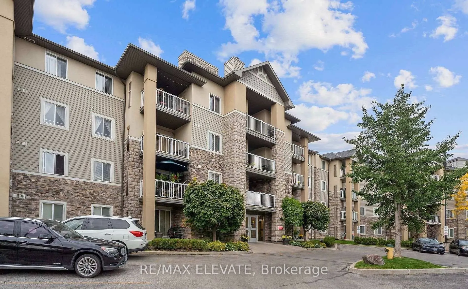684 Warden Avenue #414