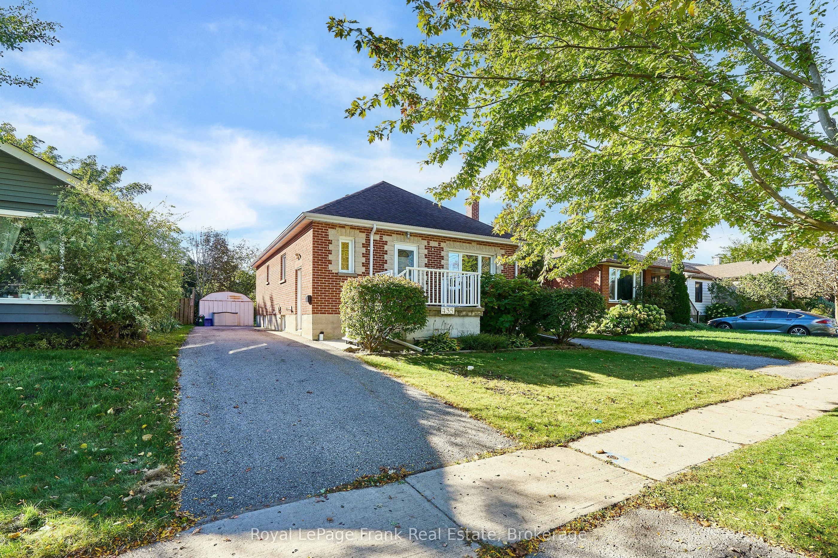 435 Woodcrest Avenue