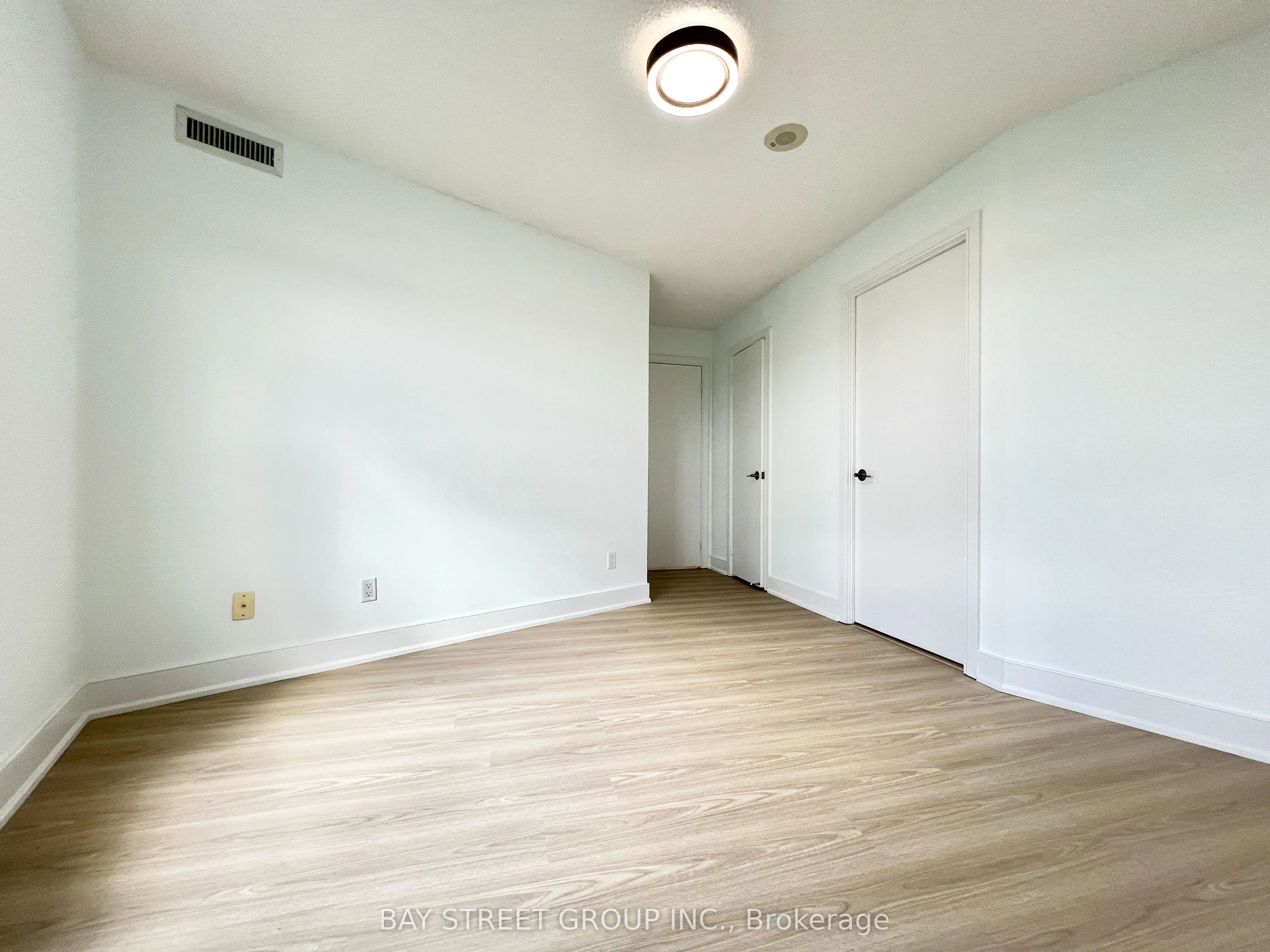 125 Village Green Square #2305
