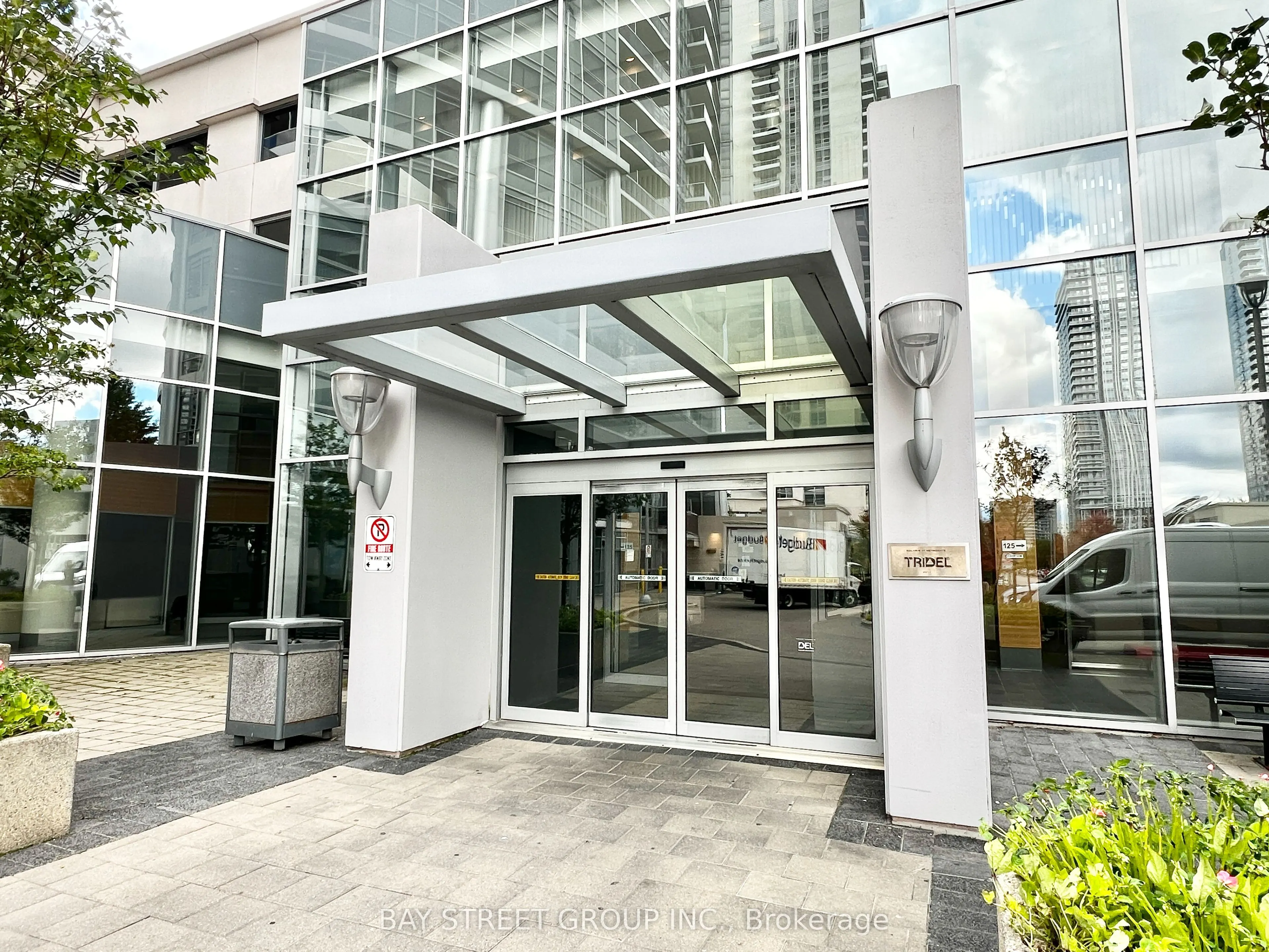 125 Village Green Square #2305