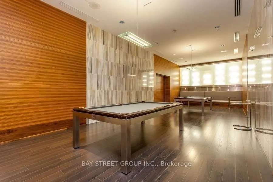 125 Village Green Square #2305