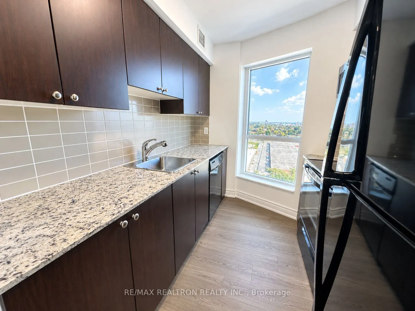 181 Village Green Square #2013
